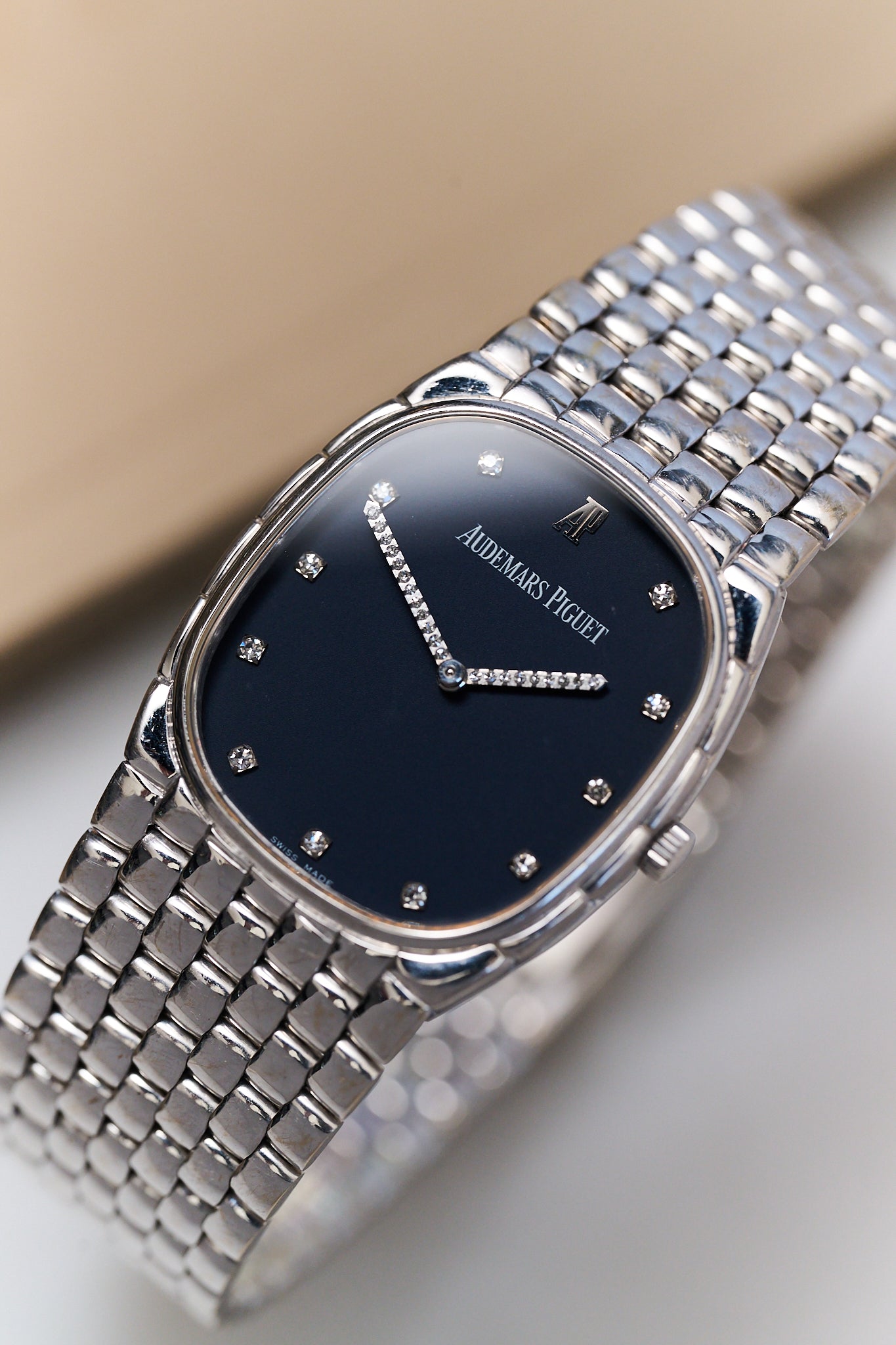 AUDEMARS PIGUET COBRA '18K WHITE GOLD' DIAMOND INDICES