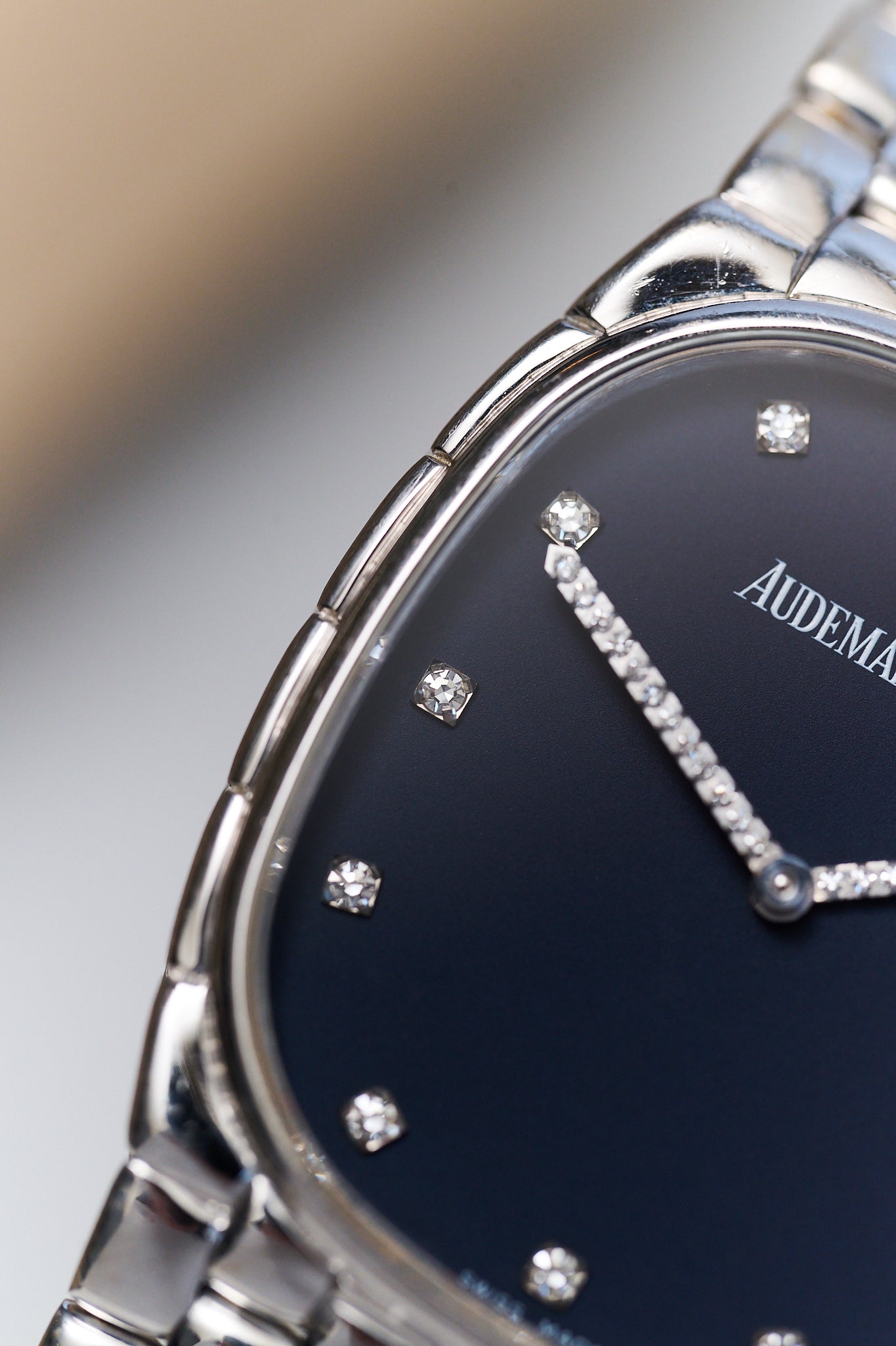 AUDEMARS PIGUET COBRA '18K WHITE GOLD' DIAMOND INDICES