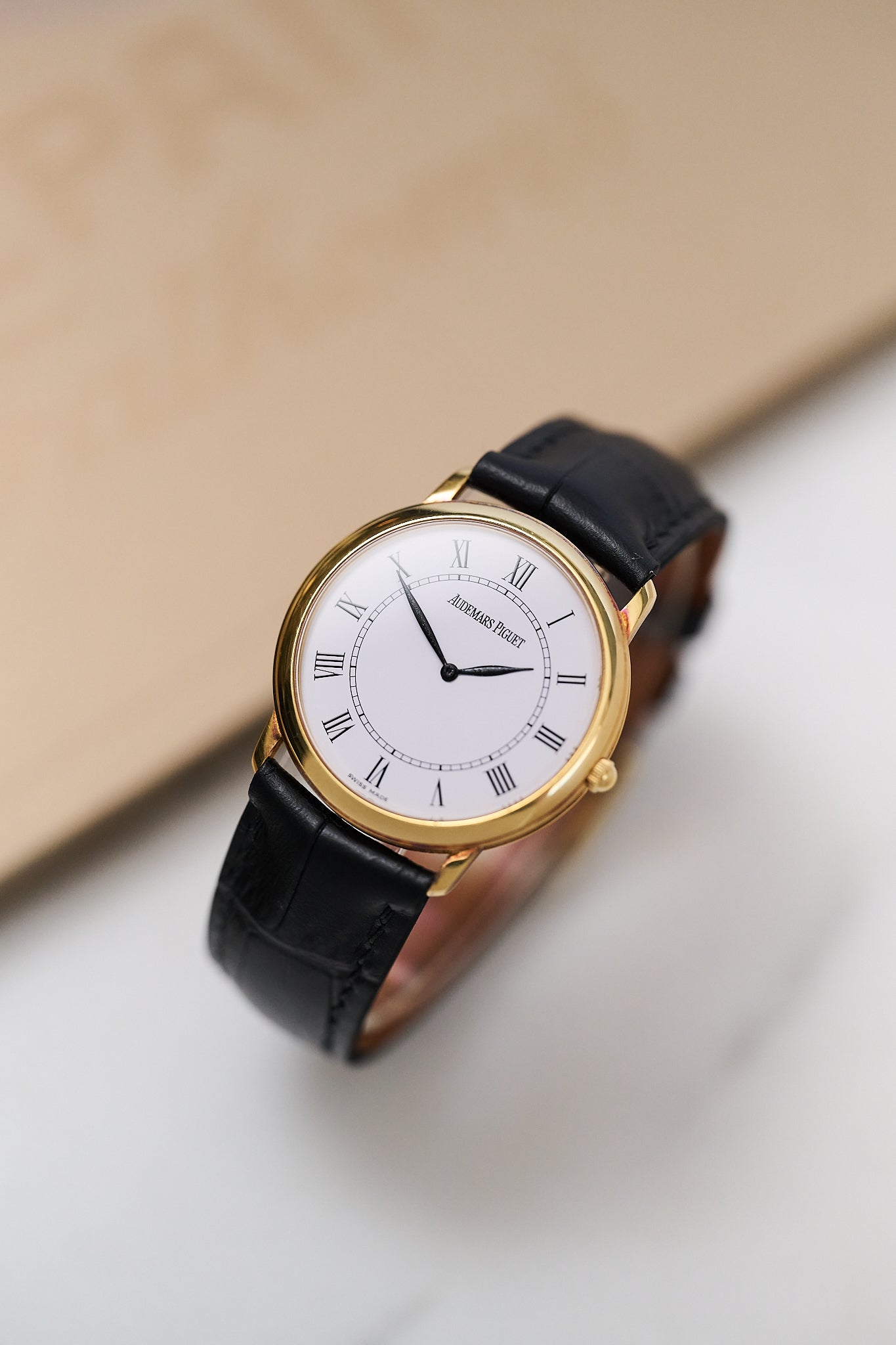 AUDEMARS PIGUET JULES AUDEMARS 14894BA 'ULTRA THIN' 18K YELLOW GOLD