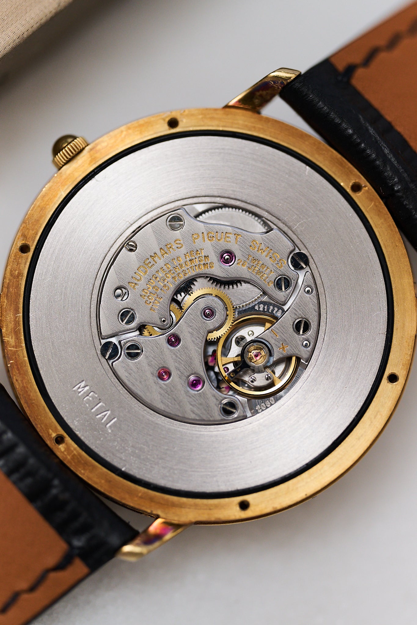 AUDEMARS PIGUET JULES AUDEMARS 14894BA 'ULTRA THIN' 18K YELLOW GOLD