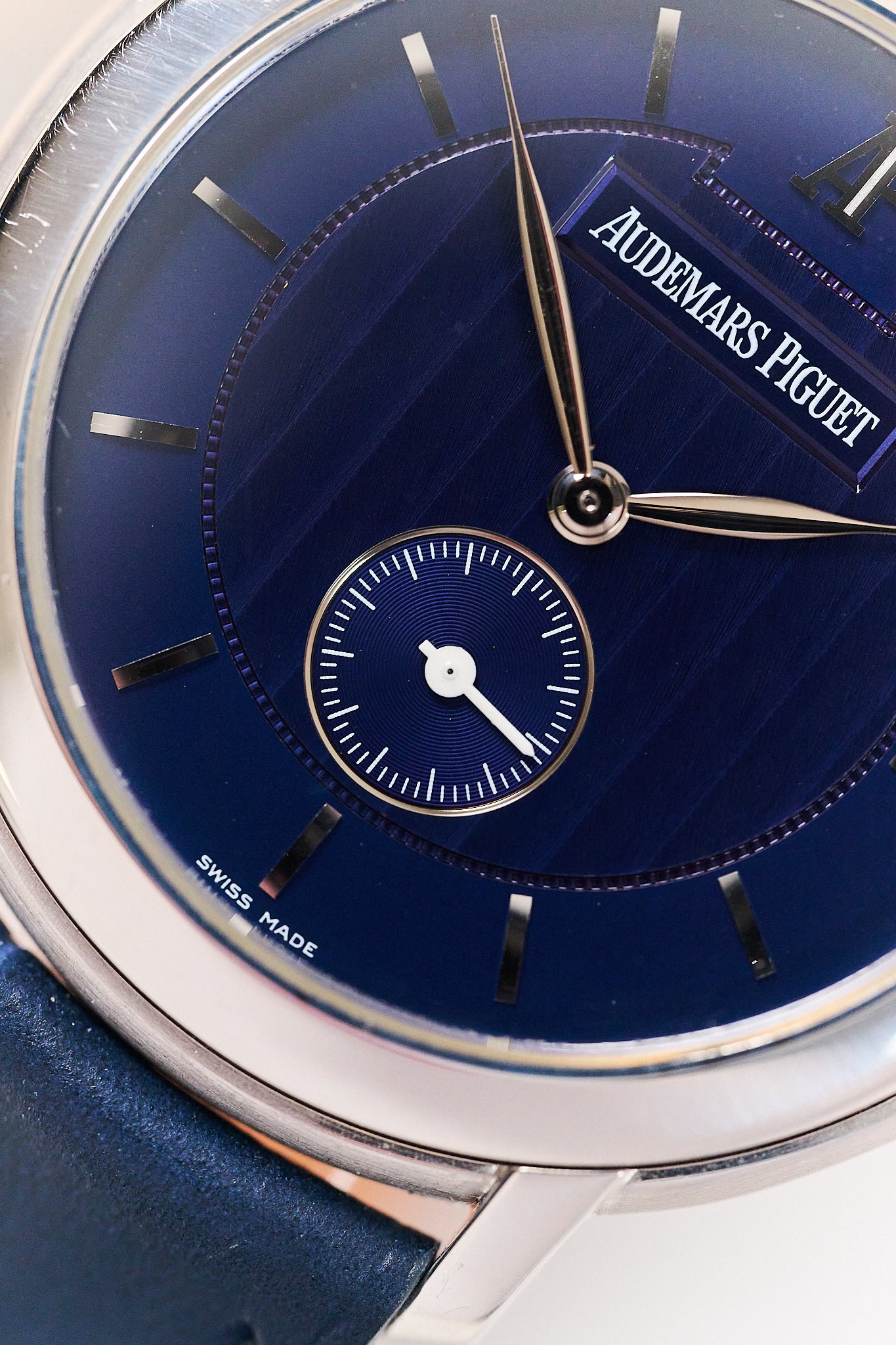 AUDEMARS PIGUET JULES AUDEMARS 18K WHITE GOLD 15056BC