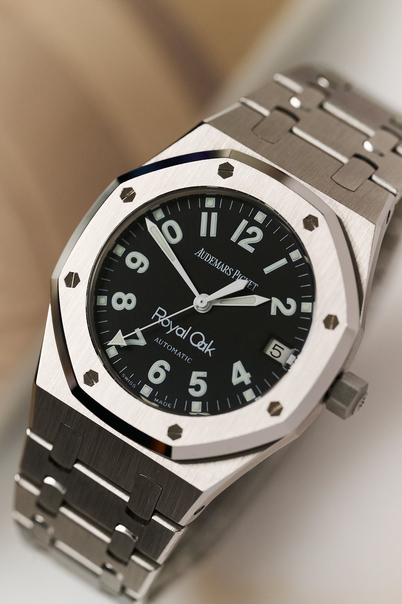 AUDEMARS PIGUET ROYAL OAK MID-SIZE 14790ST 'MILITARY DIAL'