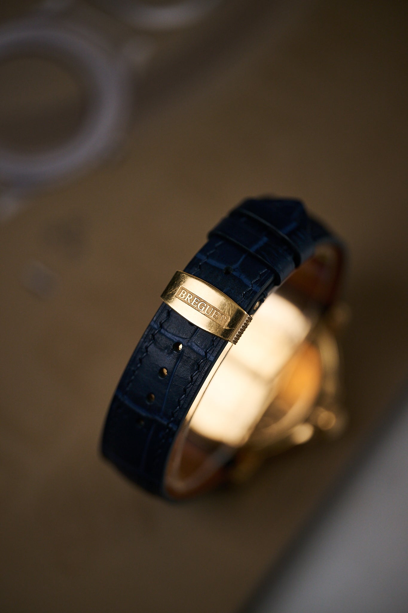 BREGUET MARINE 18K YELLOW GOLD 'HORA MUNDI' 3700BA