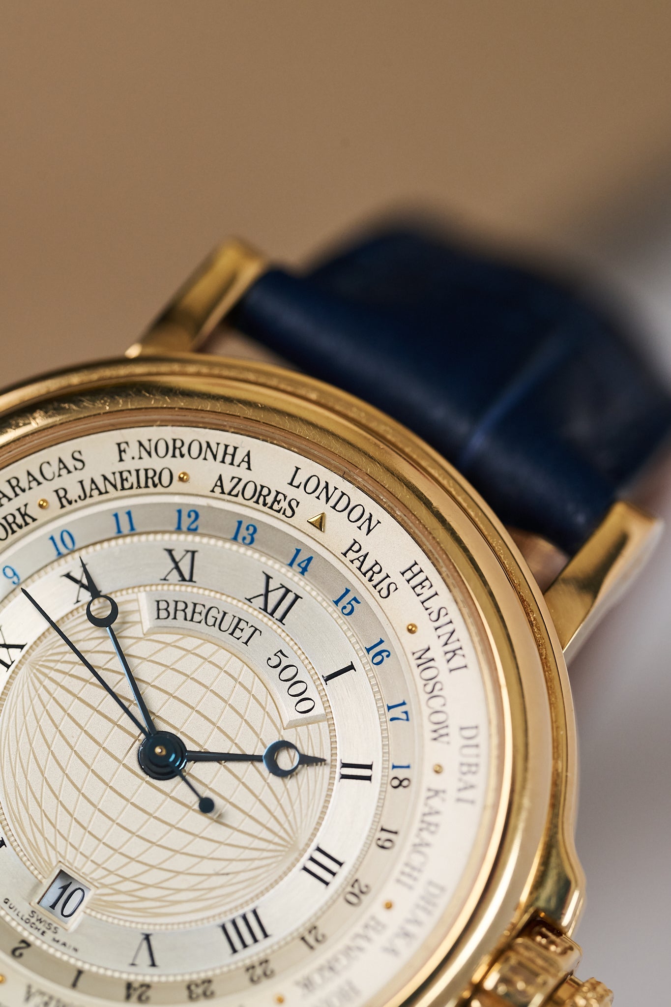 BREGUET MARINE 18K YELLOW GOLD 'HORA MUNDI' 3700BA
