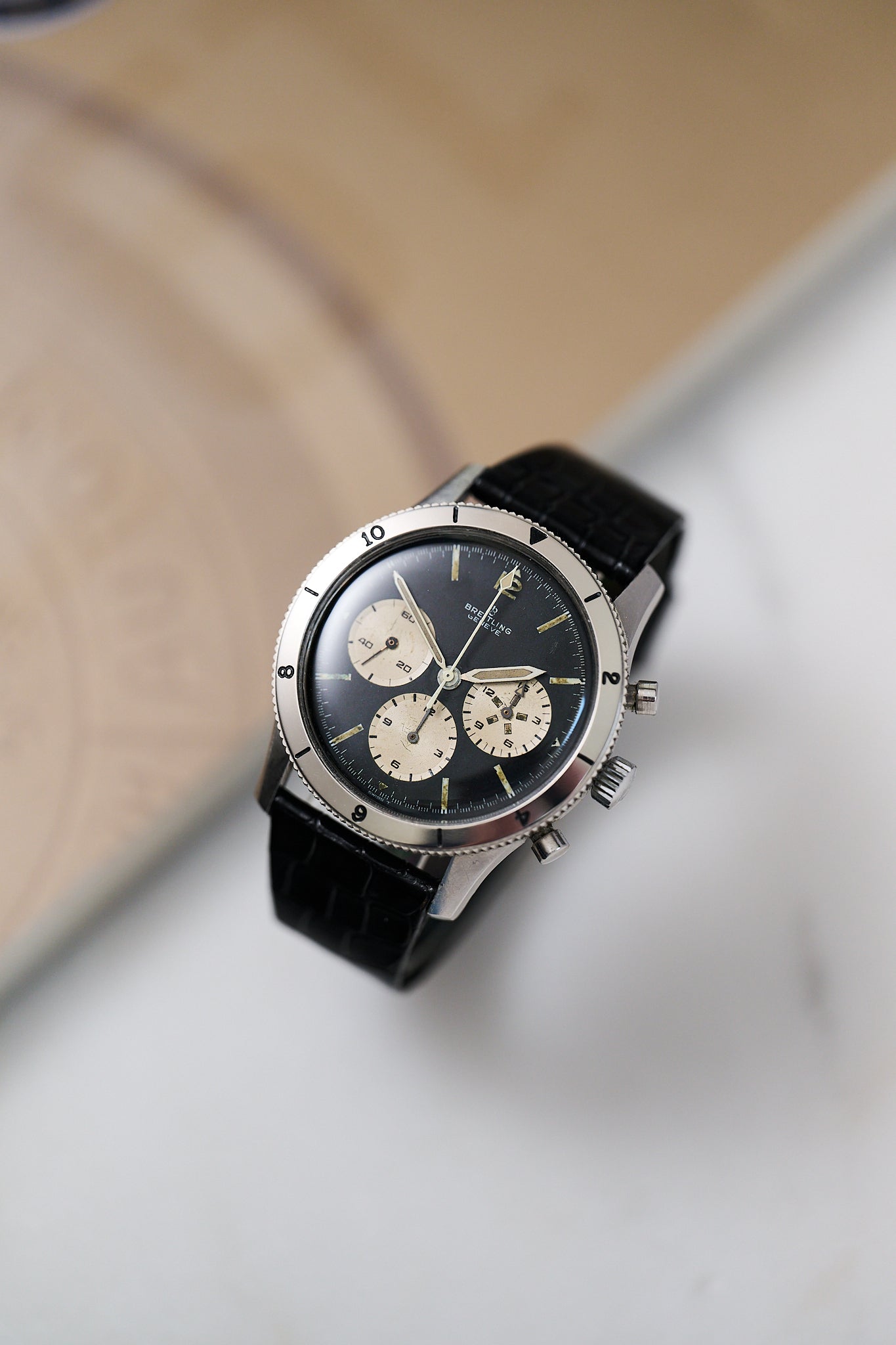 BREITLING 765 AVI CHRONOGRAPH 'RACQUEL WELCH'