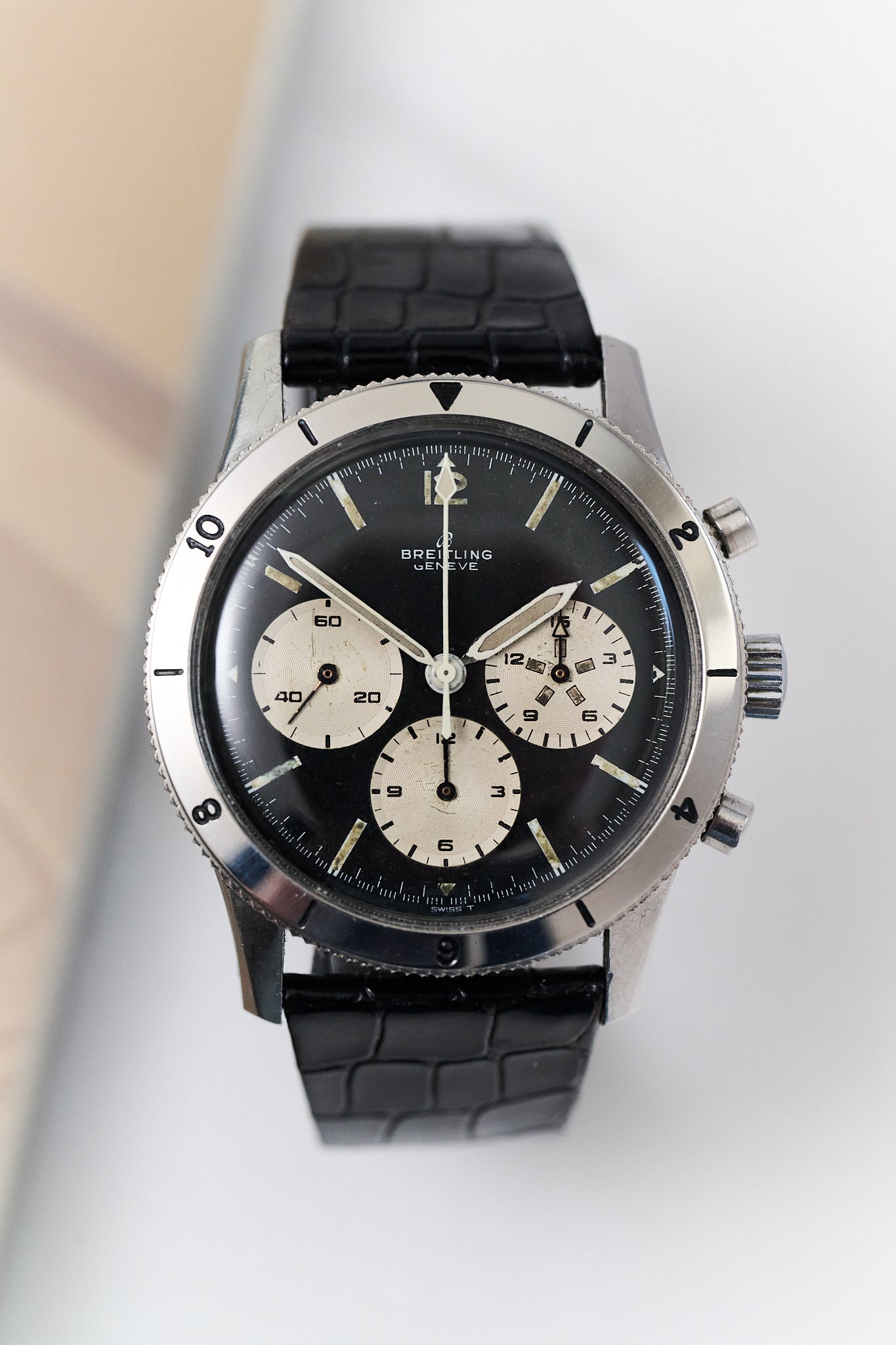 BREITLING 765 AVI CHRONOGRAPH 'RACQUEL WELCH'