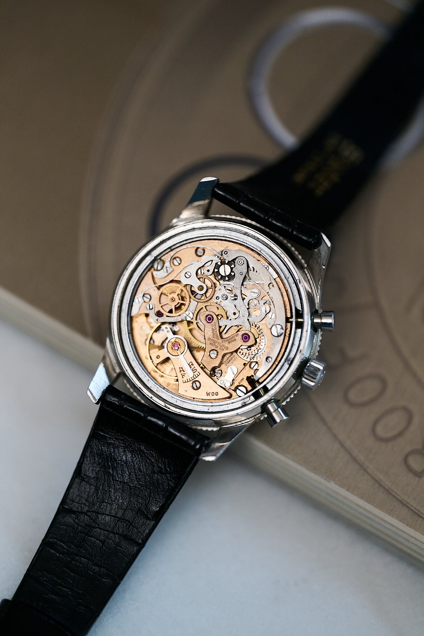 BREITLING 765 AVI CHRONOGRAPH 'RACQUEL WELCH'