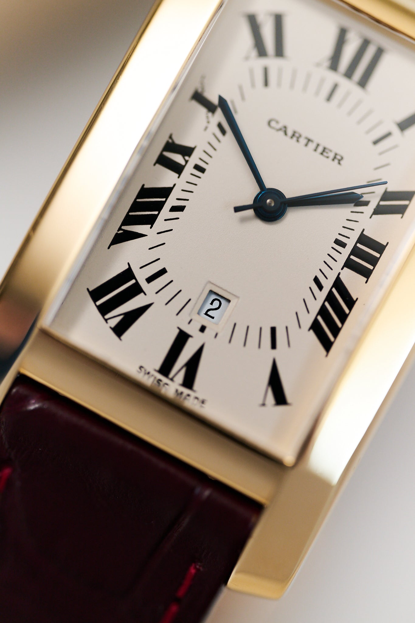 CARTIER TANK AMÉRICAINE '18K YELLOW GOLD' AUTOMATIC