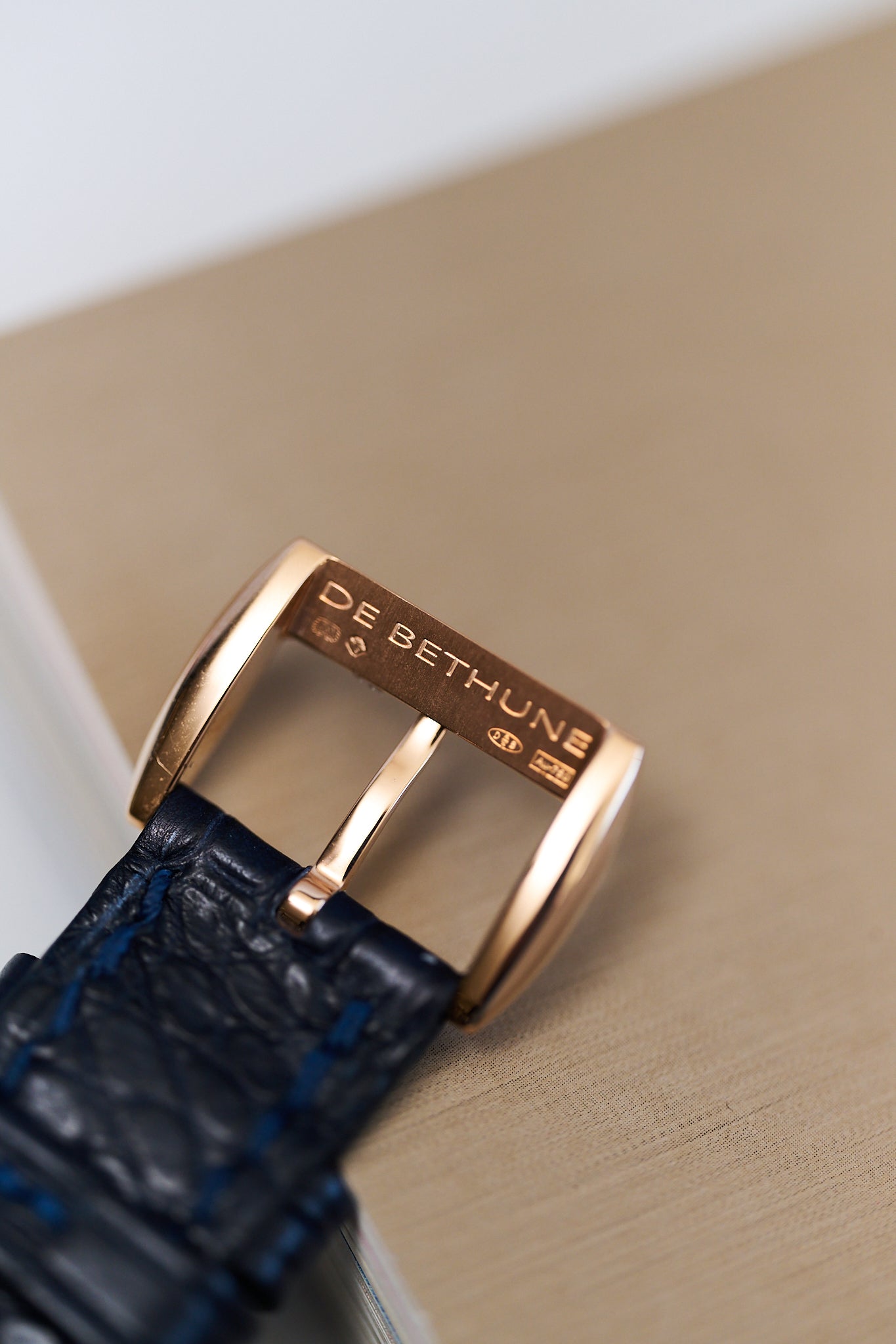 DE BETHUNE DB25 STARRY VARIUS ROSE GOLD 5N
