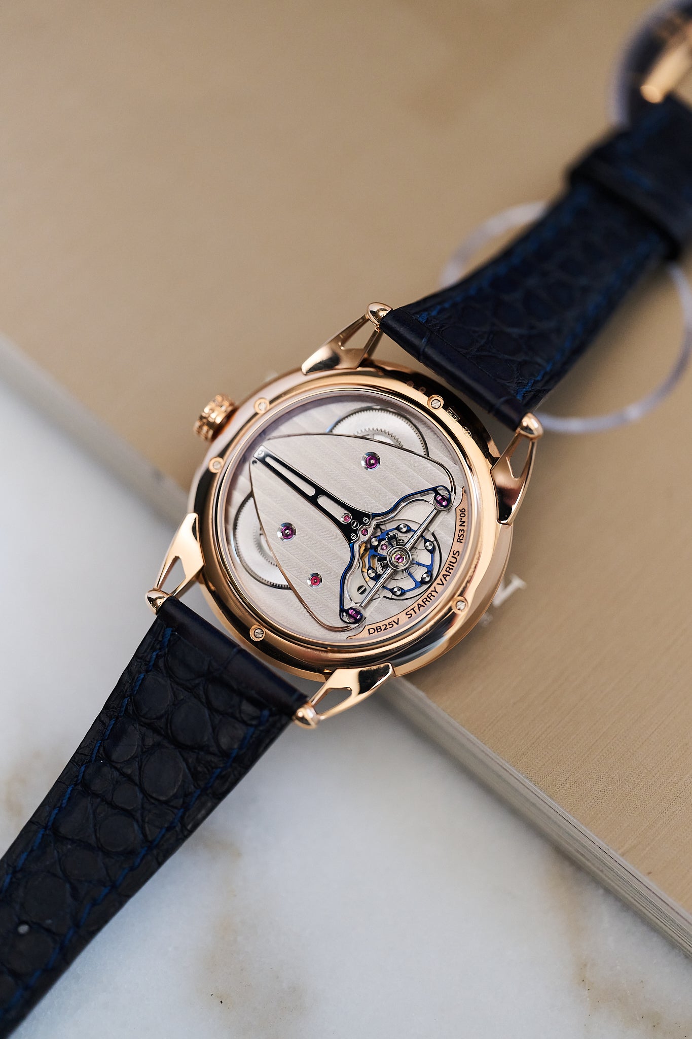 DE BETHUNE DB25 STARRY VARIUS ROSE GOLD 5N