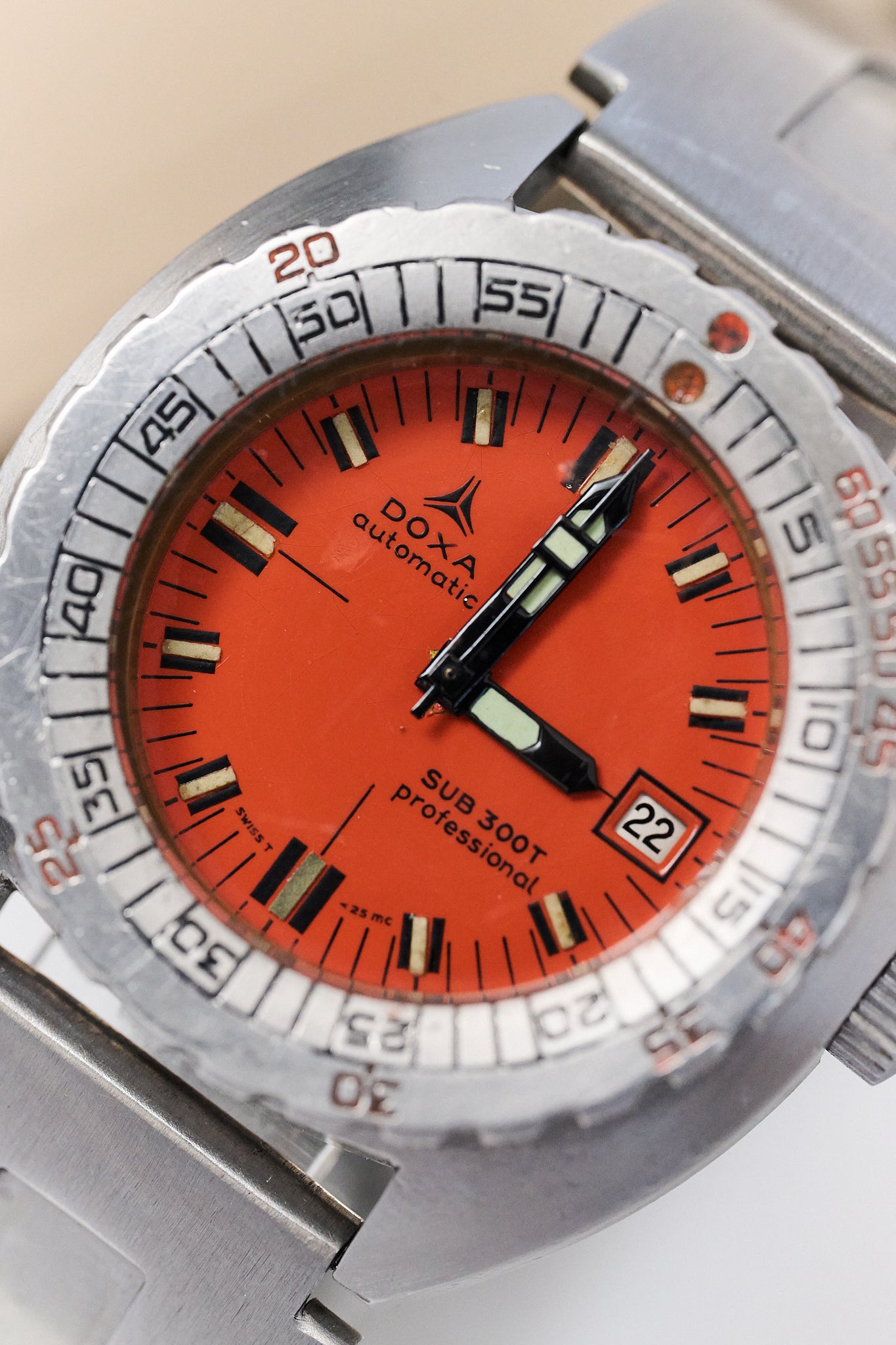 DOXA SUB 300T 'SYNCHRON'