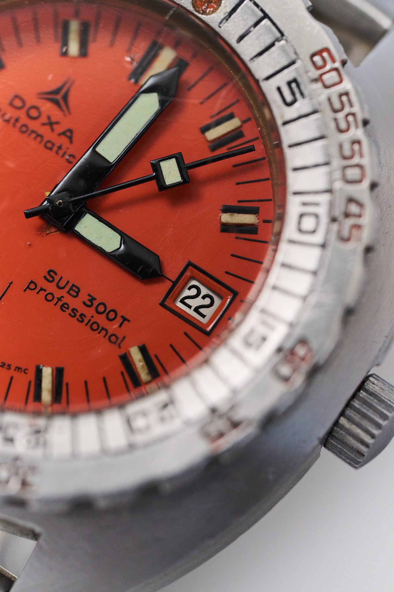 DOXA SUB 300T 'SYNCHRON'