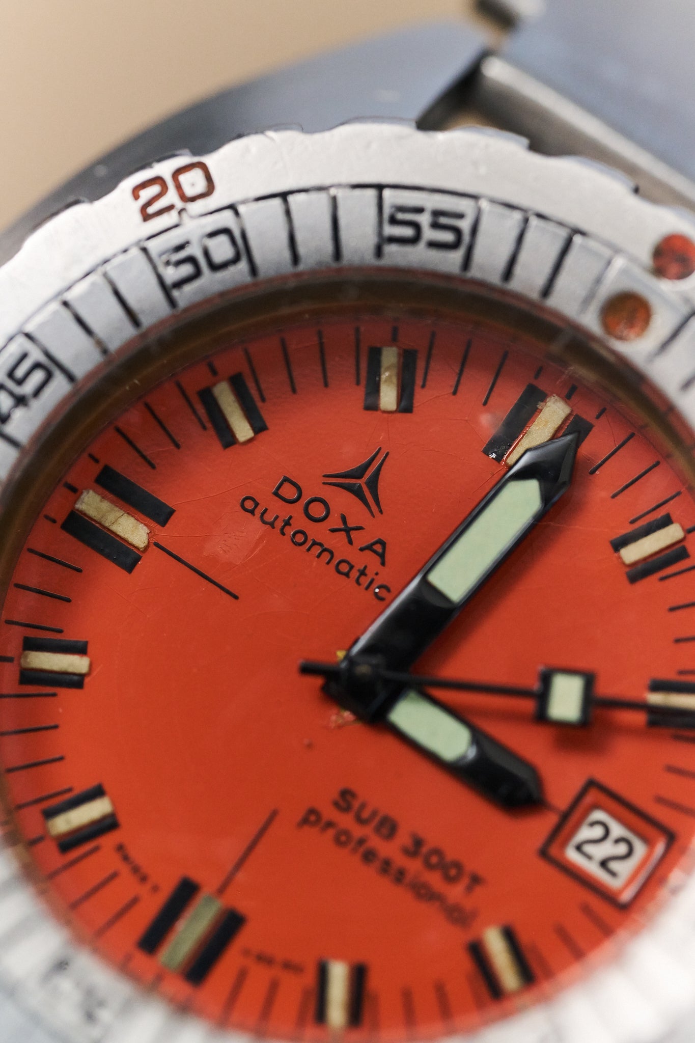 DOXA SUB 300T 'SYNCHRON'