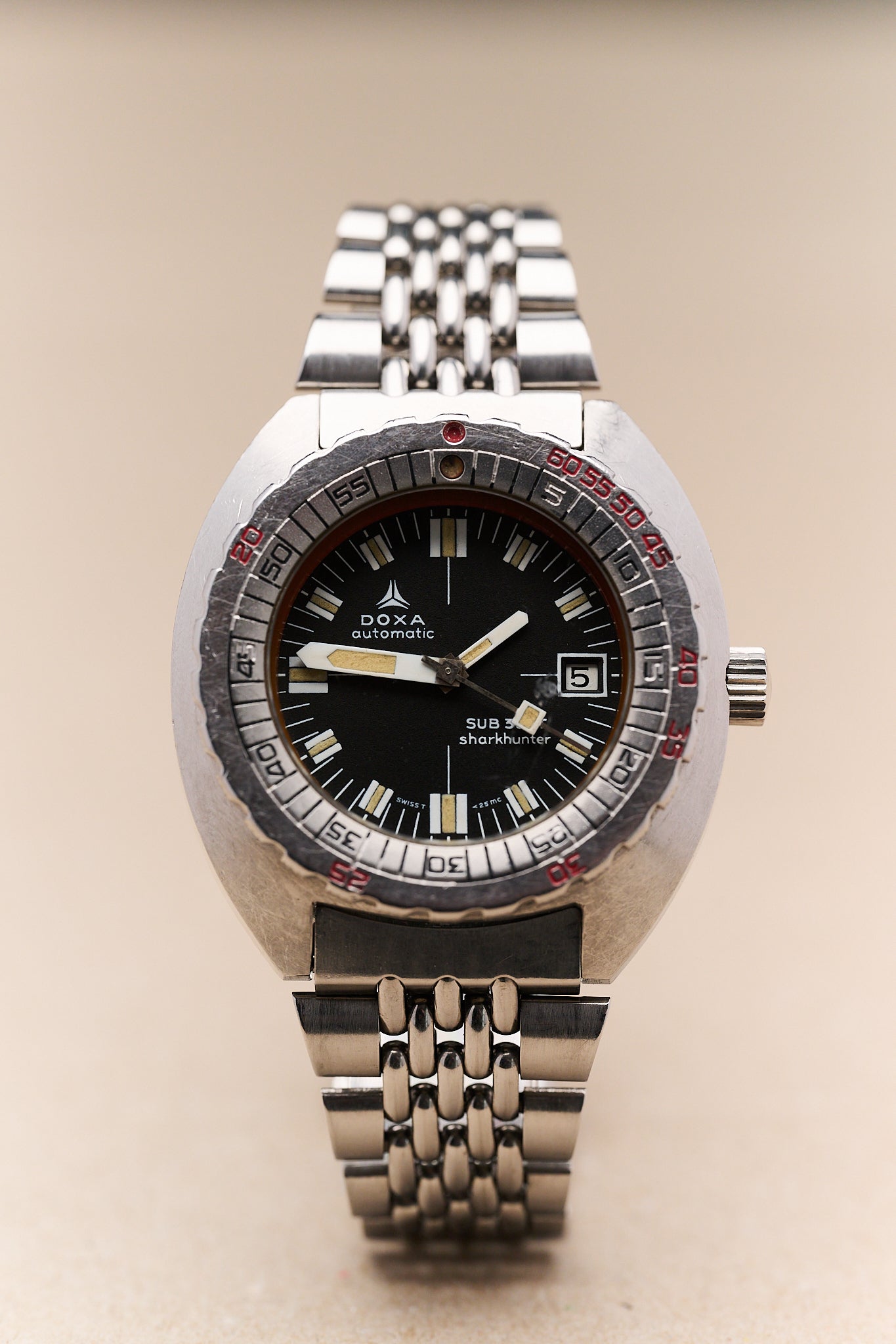 DOXA SUB 300T SHARKHUNTER