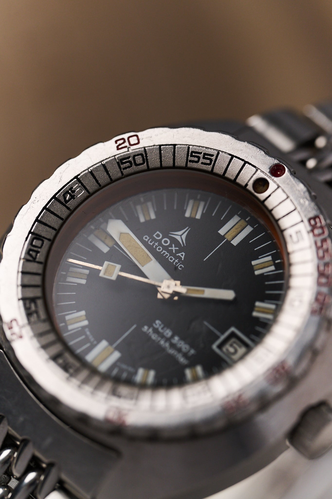DOXA SUB 300T SHARKHUNTER
