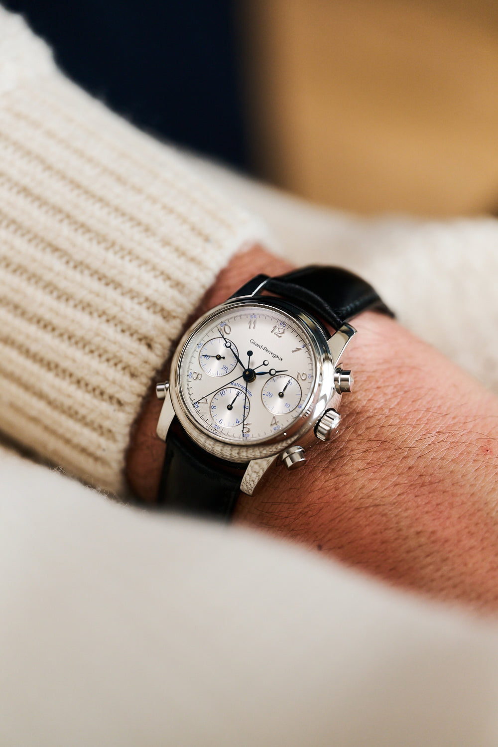 GIRARD-PERREGAUX RATTRAPANTE 9010