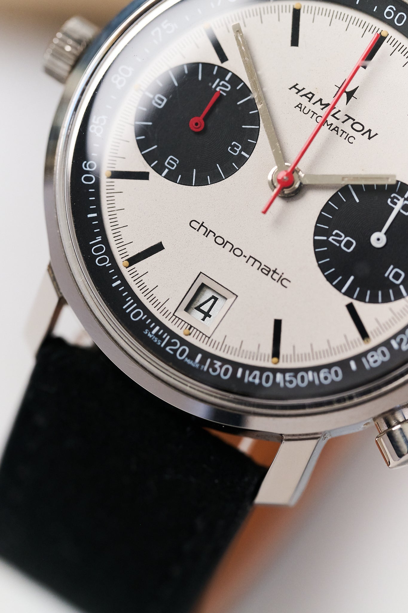 HAMILTON CHRONOMATIC 11002-3 'NOS'