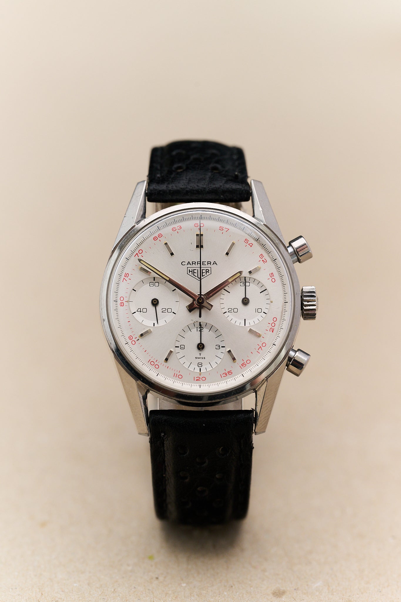 HEUER CARRERA 2447T 'FIRST EXECUTION' TACHYMETER DIAL