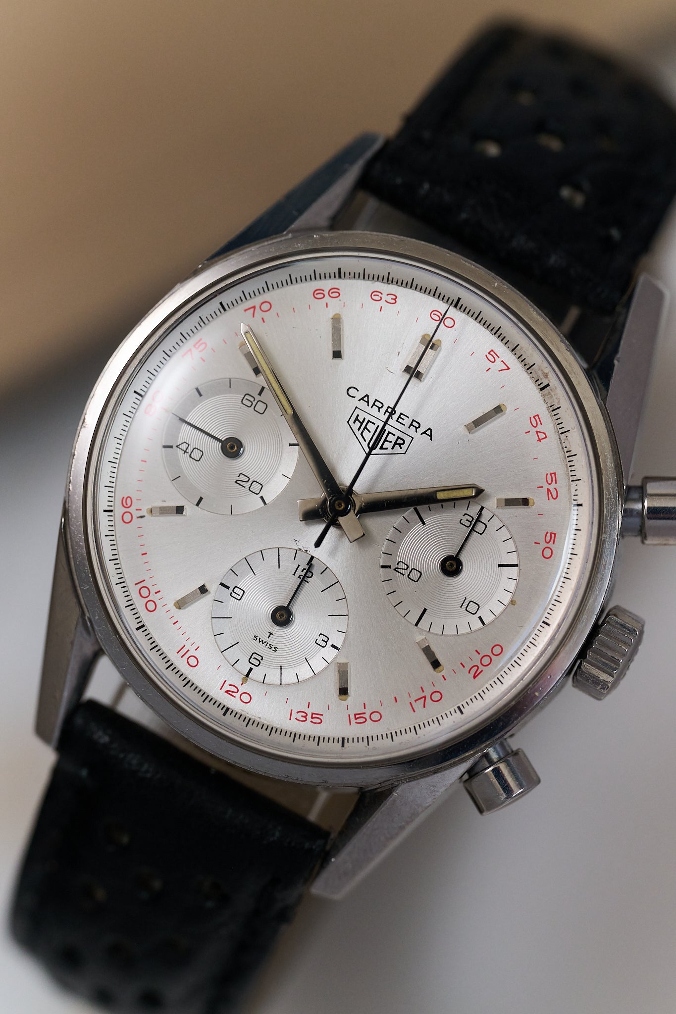 HEUER CARRERA 2447T 'FIRST EXECUTION' TACHYMETER DIAL
