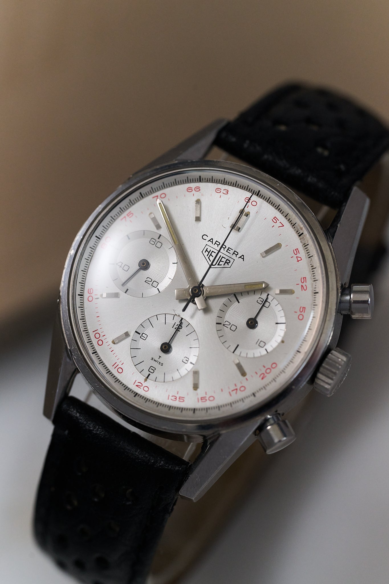 HEUER CARRERA 2447T 'FIRST EXECUTION' TACHYMETER DIAL