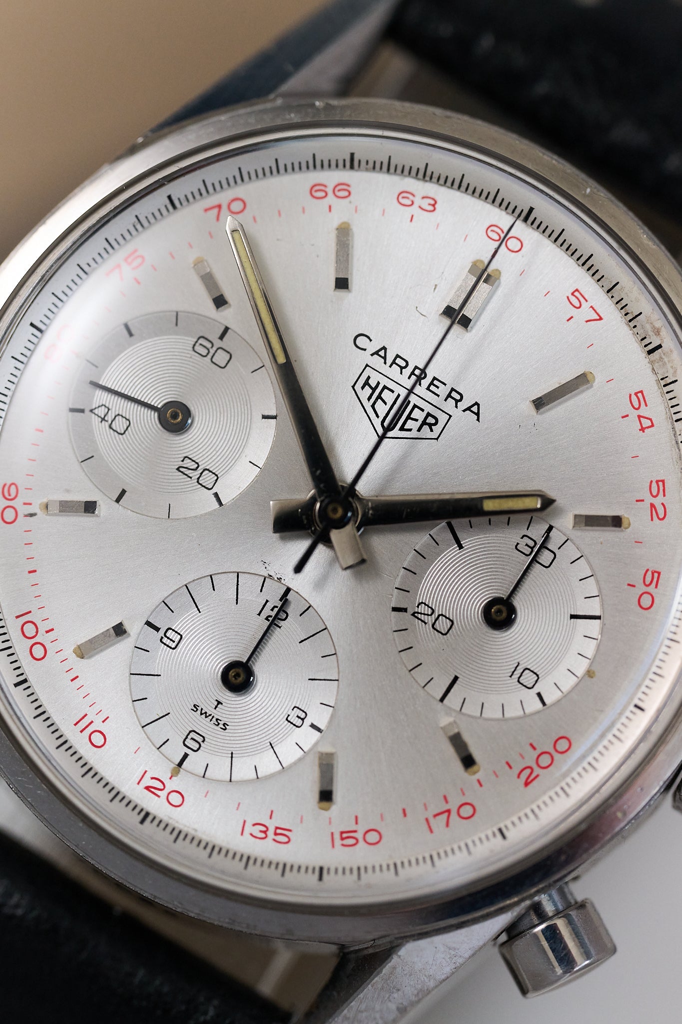 HEUER CARRERA 2447T 'FIRST EXECUTION' TACHYMETER DIAL