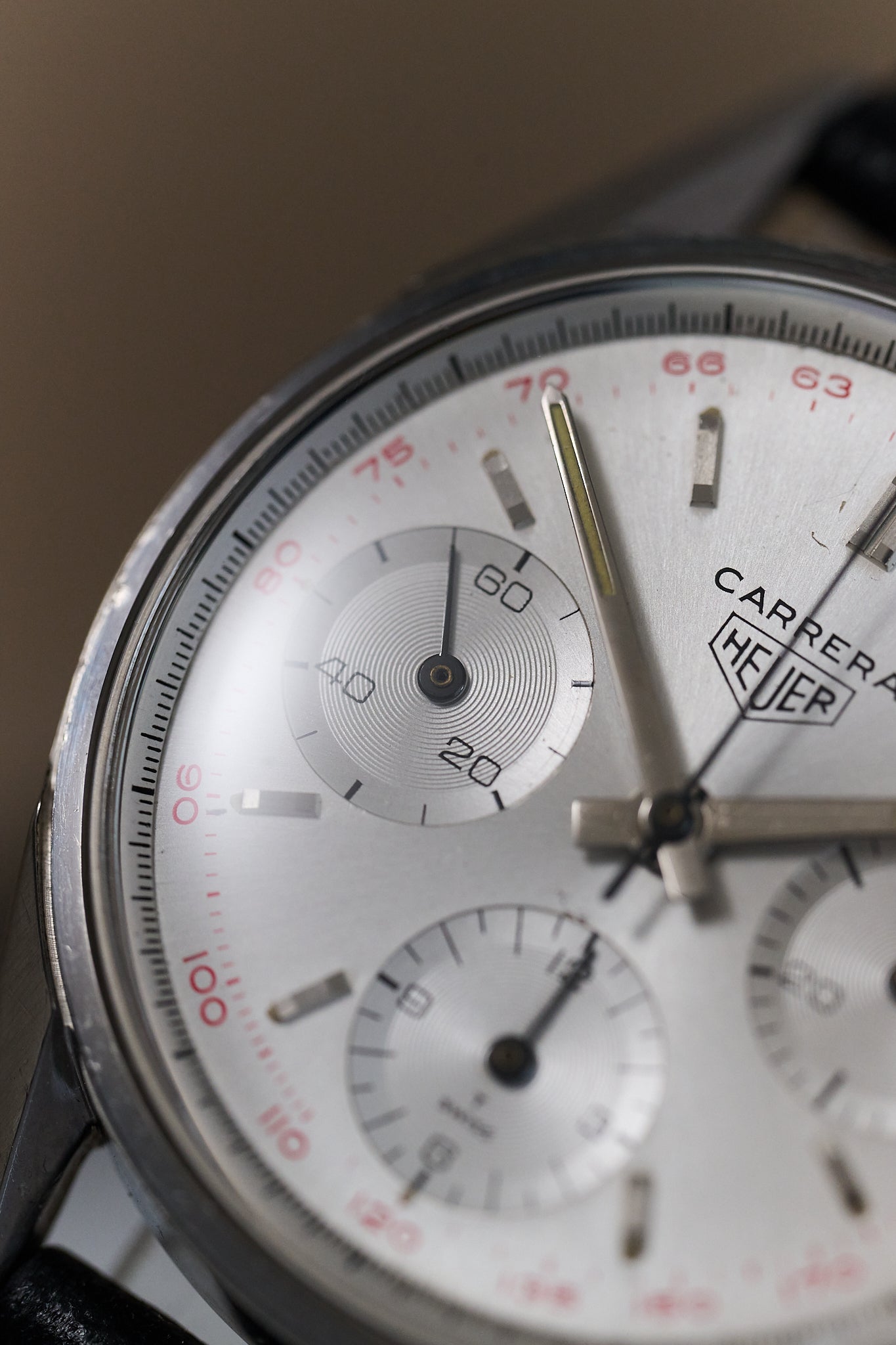 HEUER CARRERA 2447T 'FIRST EXECUTION' TACHYMETER DIAL