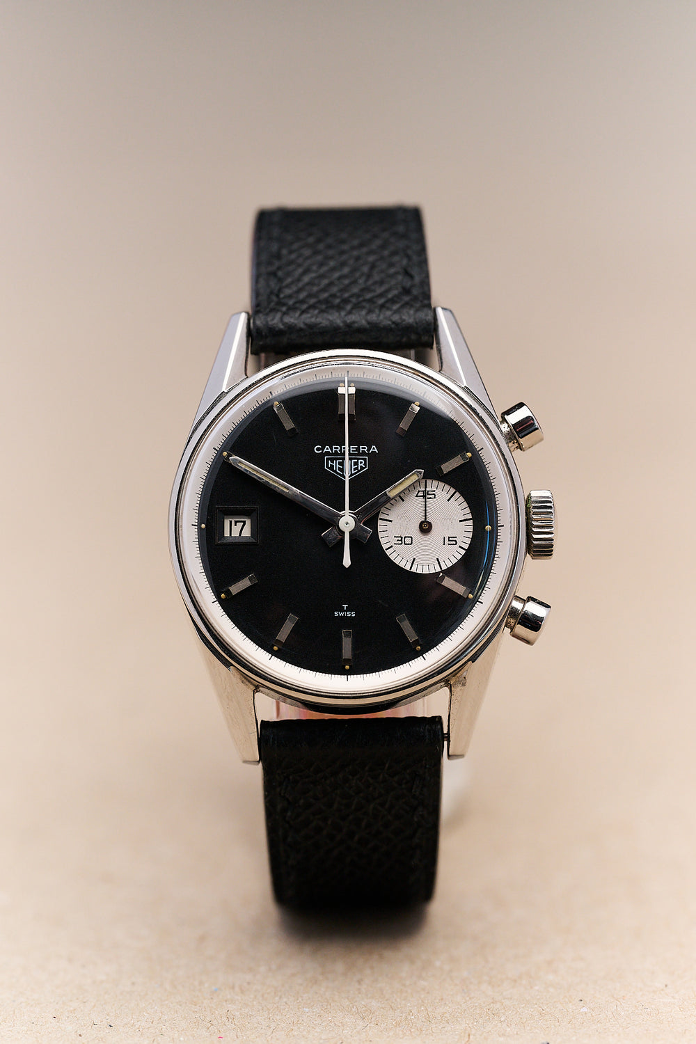 HEUER CARRERA DATO 45 'SECOND EXECUTION'