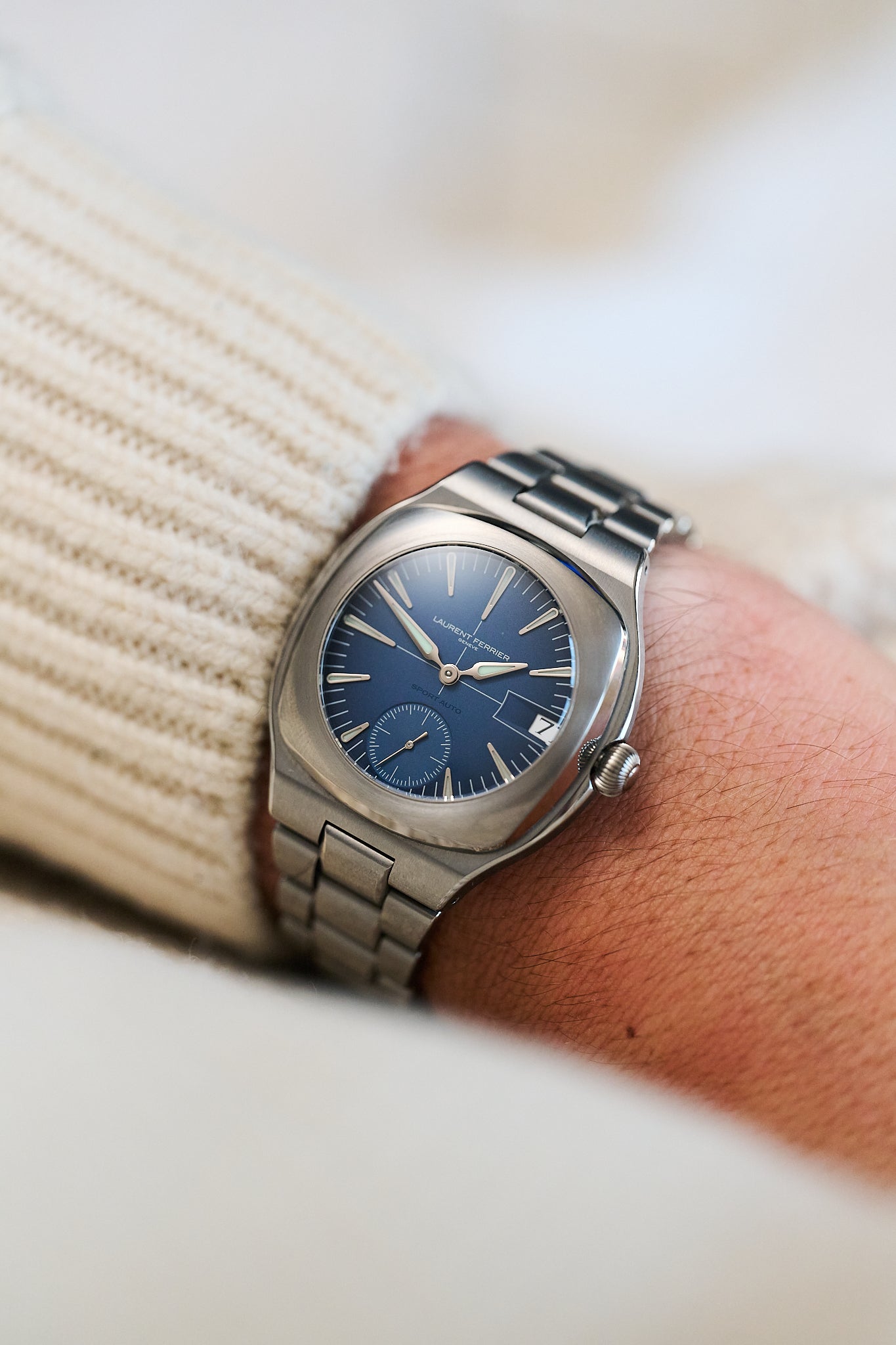 LAURENT FERRIER SPORTS AUTO BLUE LCF040 COMPLETE SET