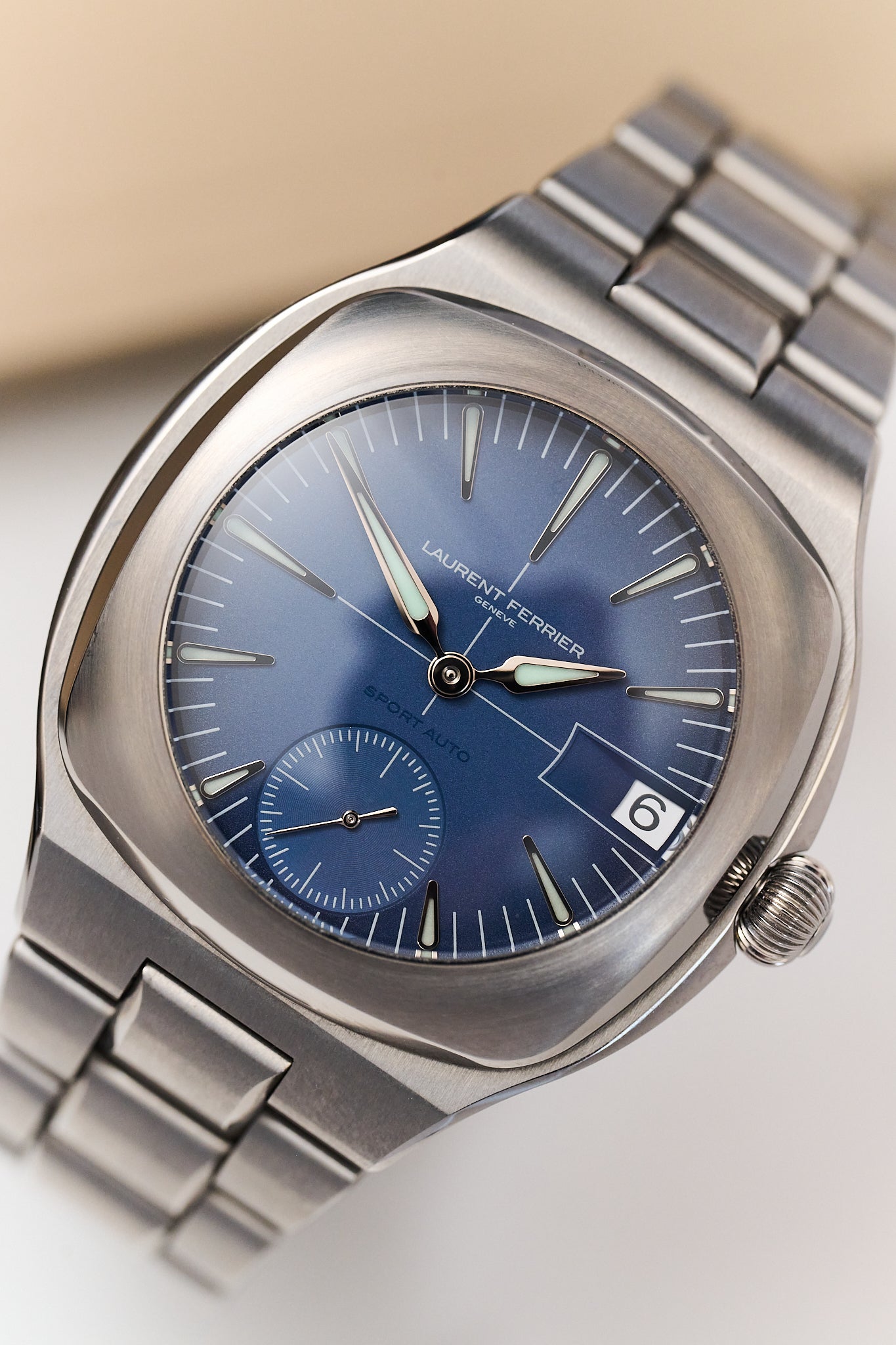 LAURENT FERRIER SPORTS AUTO BLUE LCF040 COMPLETE SET