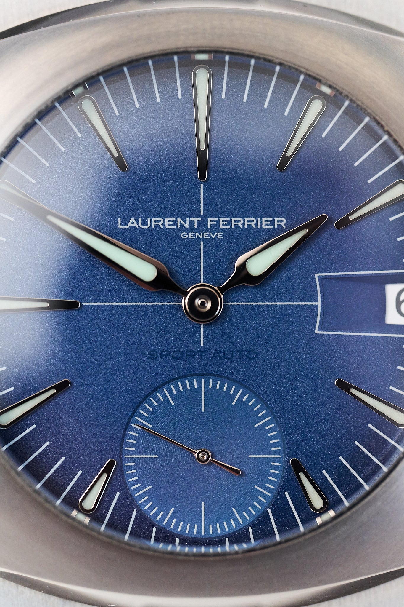 LAURENT FERRIER SPORTS AUTO BLUE LCF040 COMPLETE SET