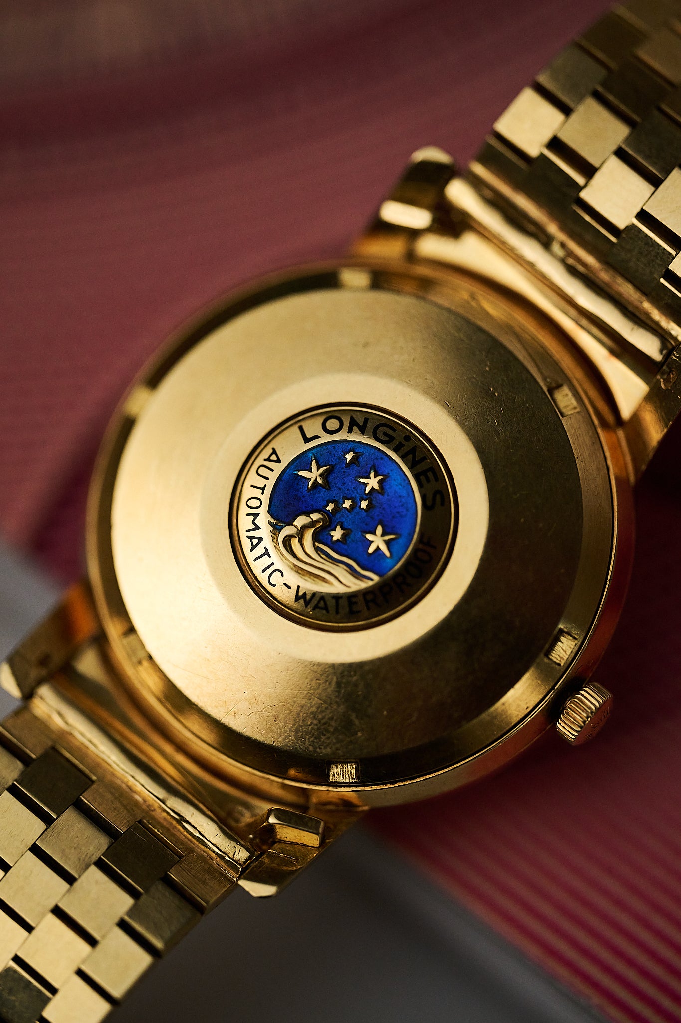 LONGINES 'CONQUEST DELUXE' 18K YELLOW GOLD