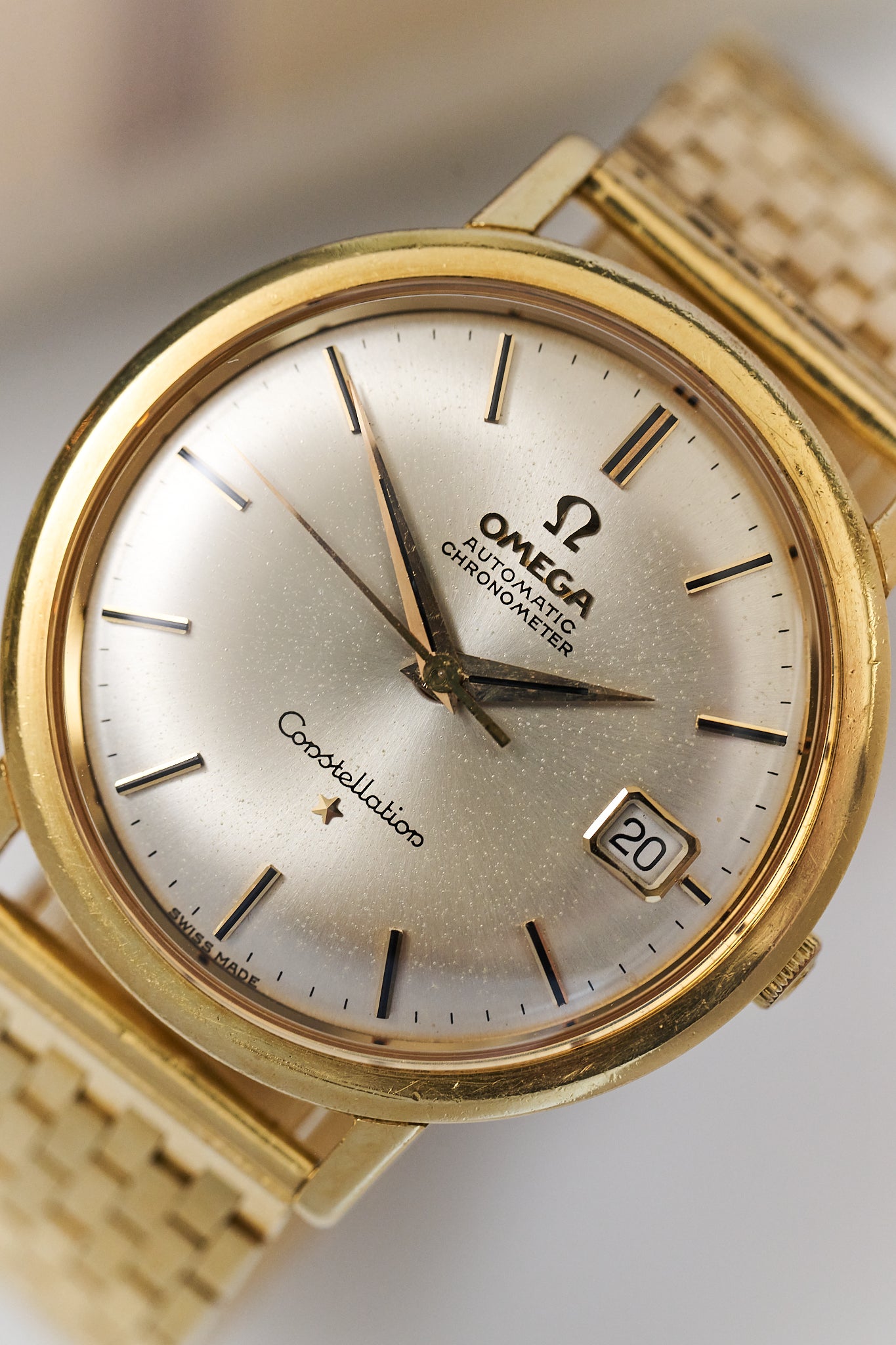 OMEGA CONSTELLATION 168.5004 18K YELLOW GOLD 'DENNISON'