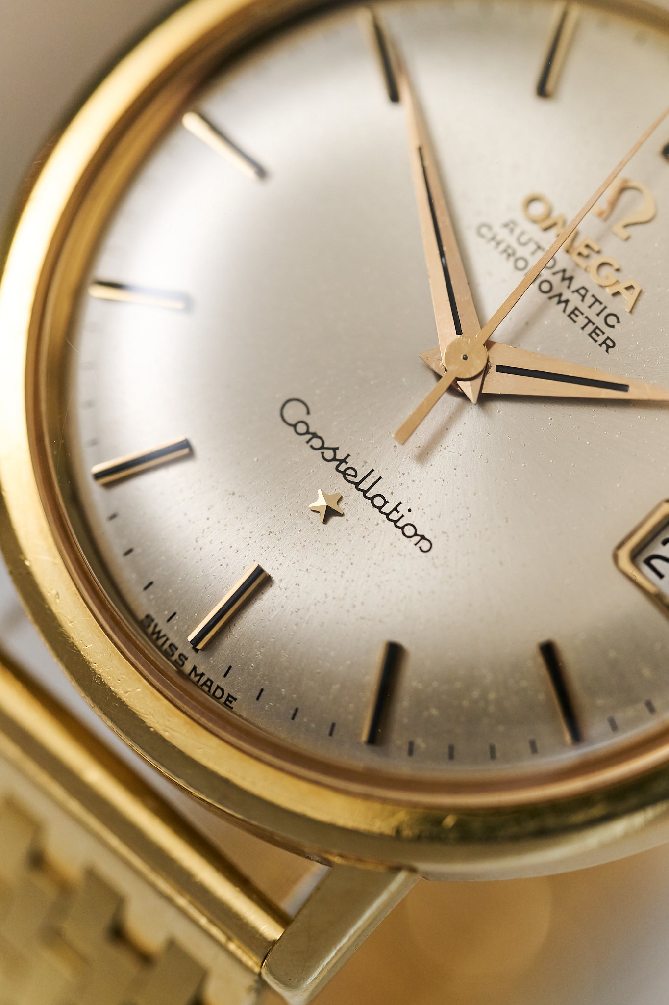 OMEGA CONSTELLATION 168.5004 18K YELLOW GOLD 'DENNISON'