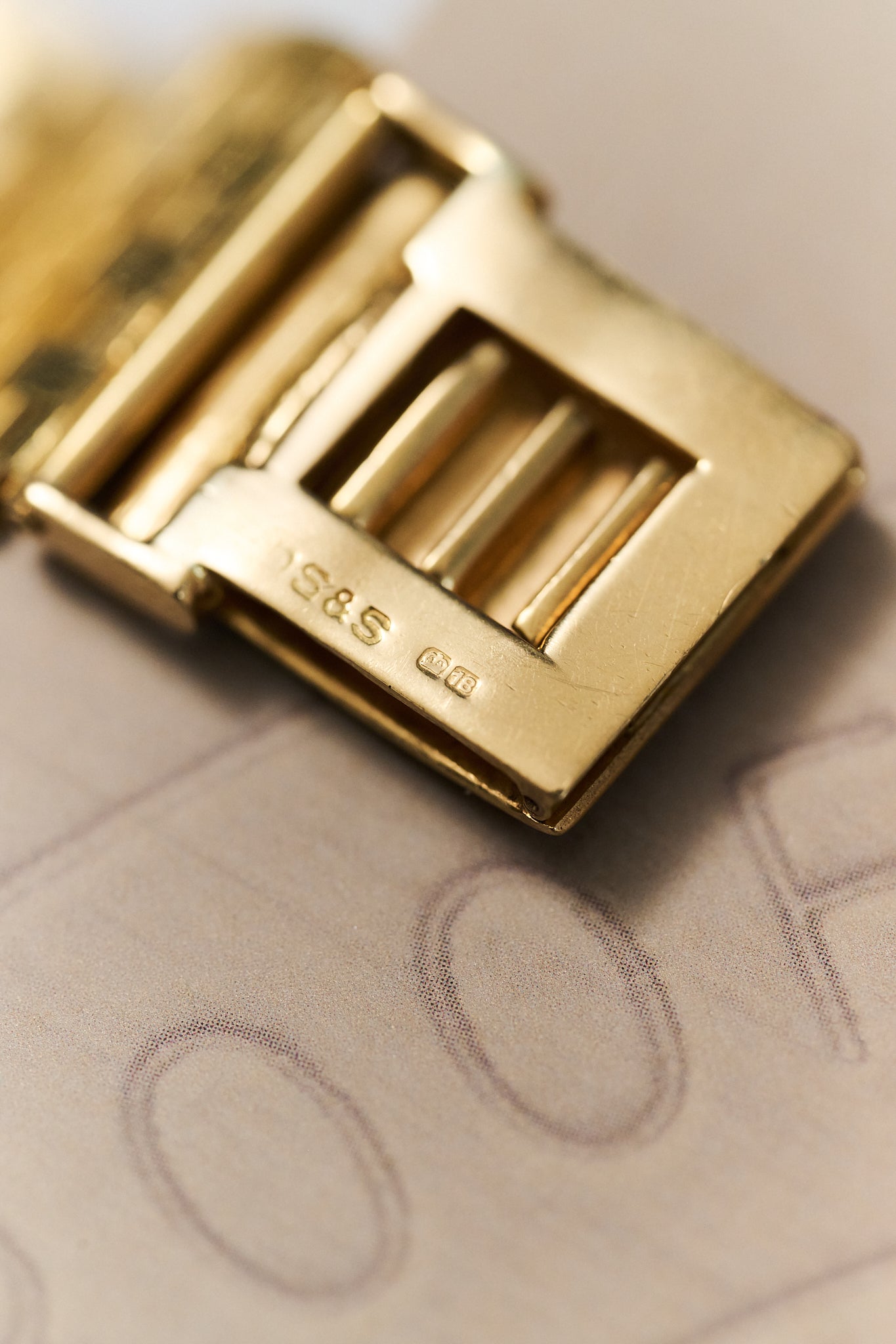 OMEGA CONSTELLATION 168.5004 18K YELLOW GOLD 'DENNISON'