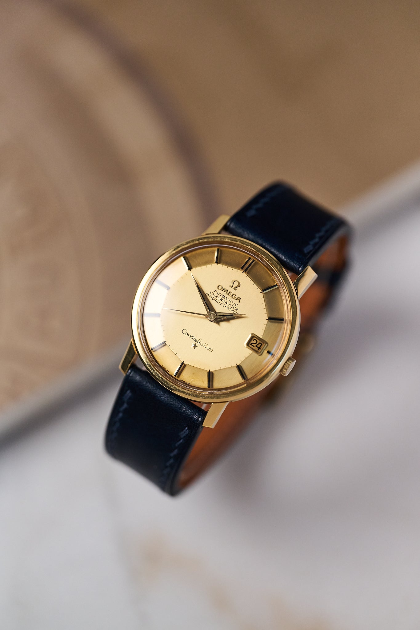 OMEGA CONSTELLATION 18K YELLOW GOLD 'PIE PAN'