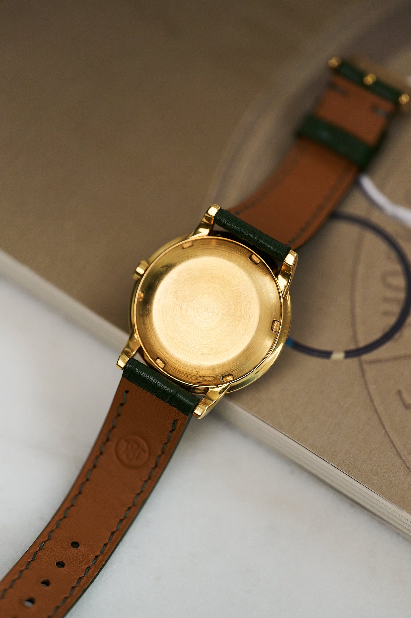 PATEK PHILIPPE CALATRAVA 2552 18K YELLOW GOLD 'DISCO VOLANTE'