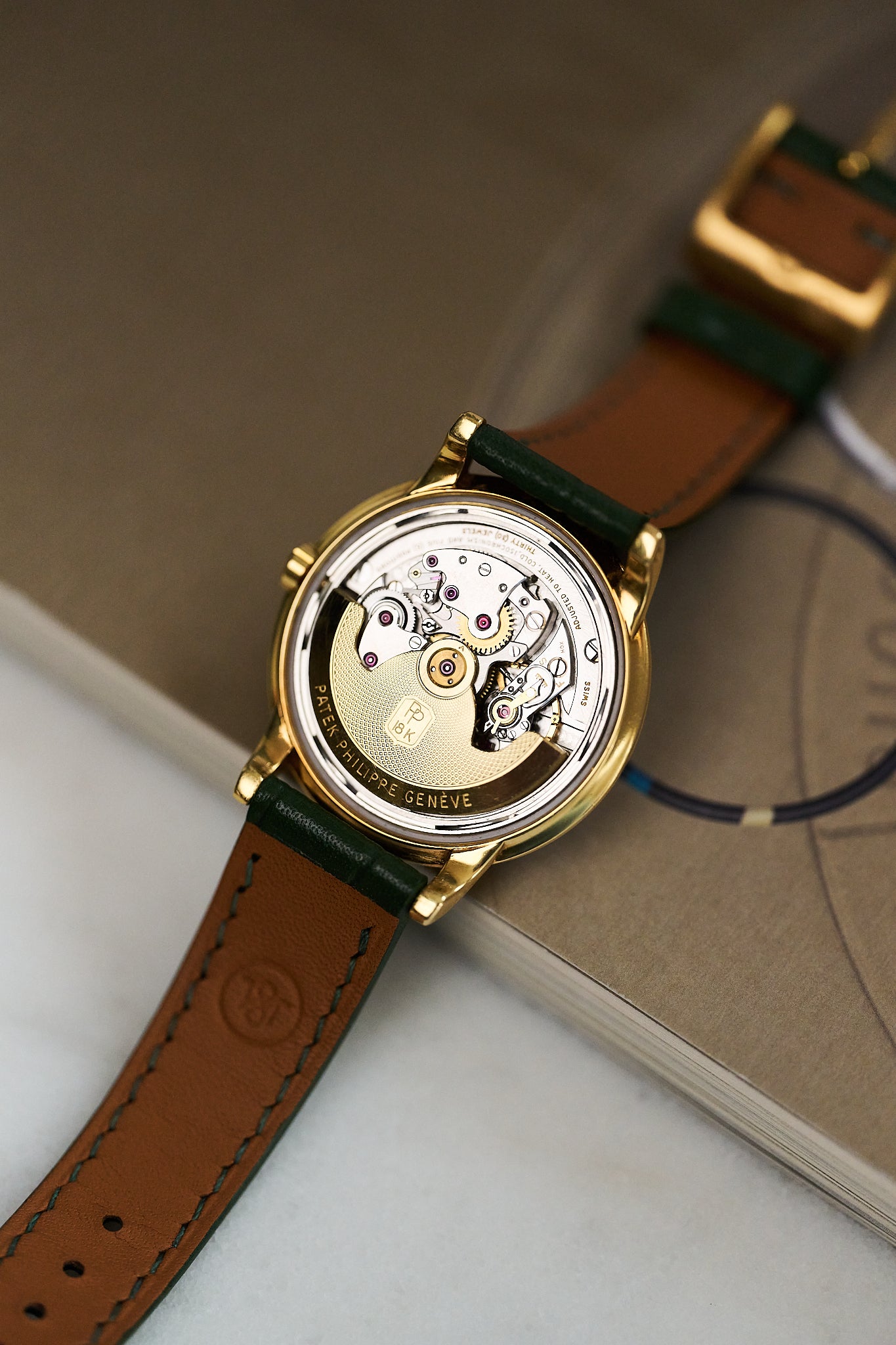 PATEK PHILIPPE CALATRAVA 2552 18K YELLOW GOLD 'DISCO VOLANTE'