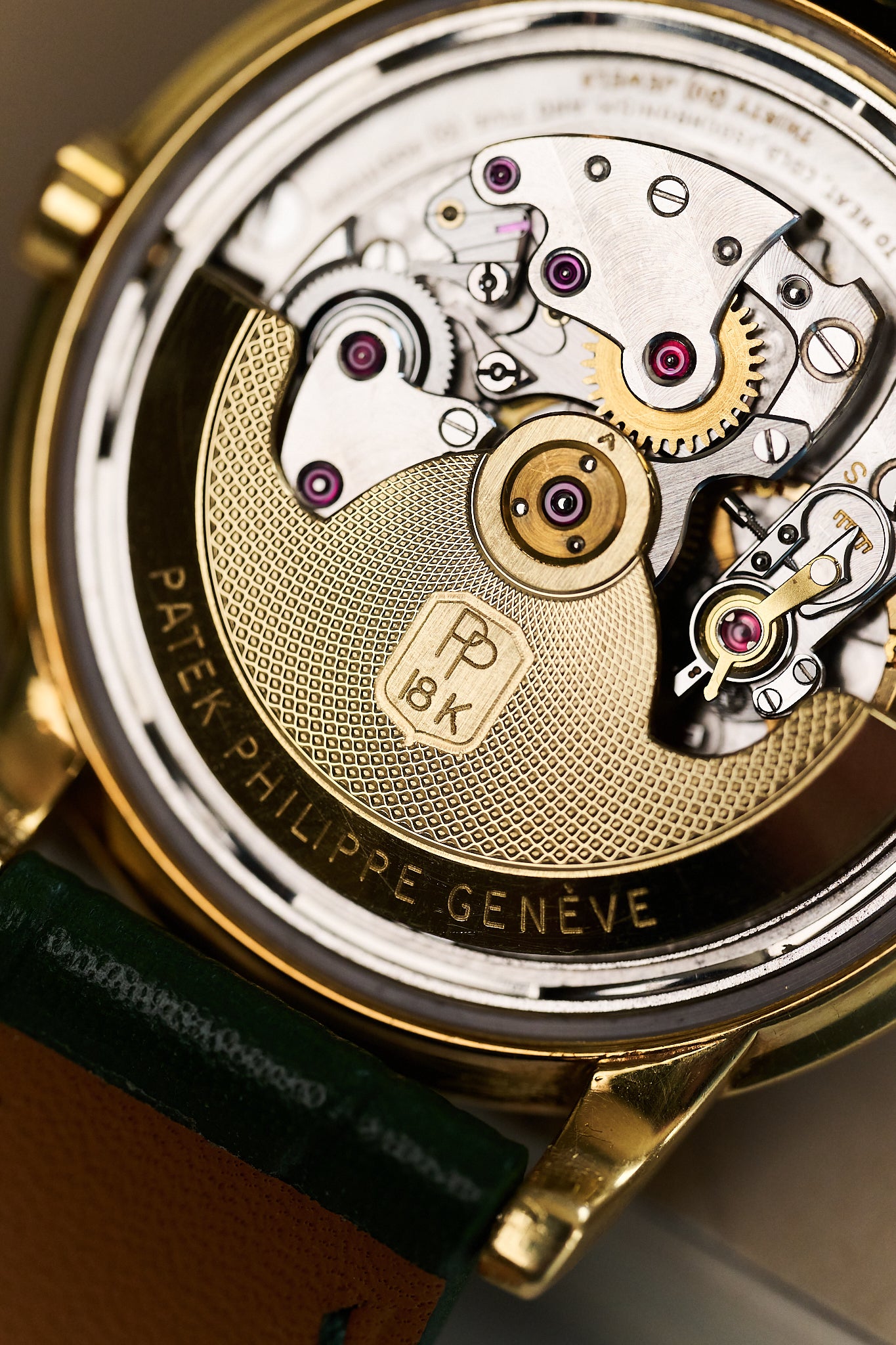 PATEK PHILIPPE CALATRAVA 2552 18K YELLOW GOLD 'DISCO VOLANTE'