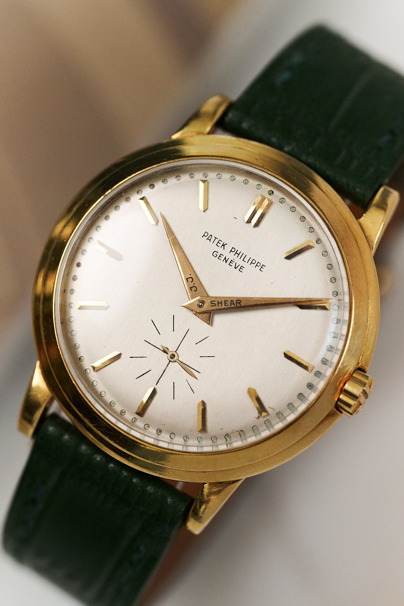 PATEK PHILIPPE CALATRAVA 2552 18K YELLOW GOLD 'DISCO VOLANTE'
