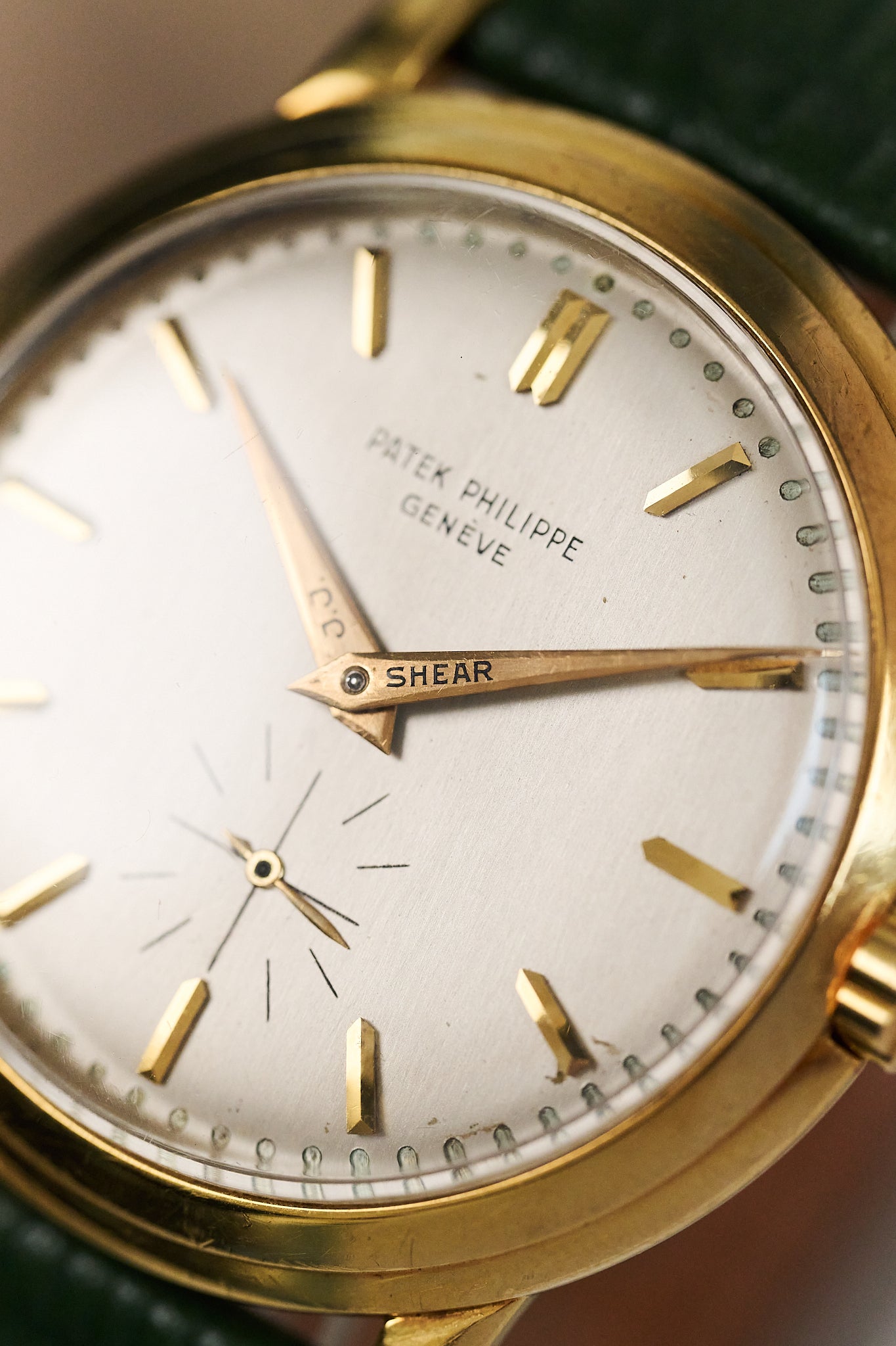 PATEK PHILIPPE CALATRAVA 2552 18K YELLOW GOLD 'DISCO VOLANTE'