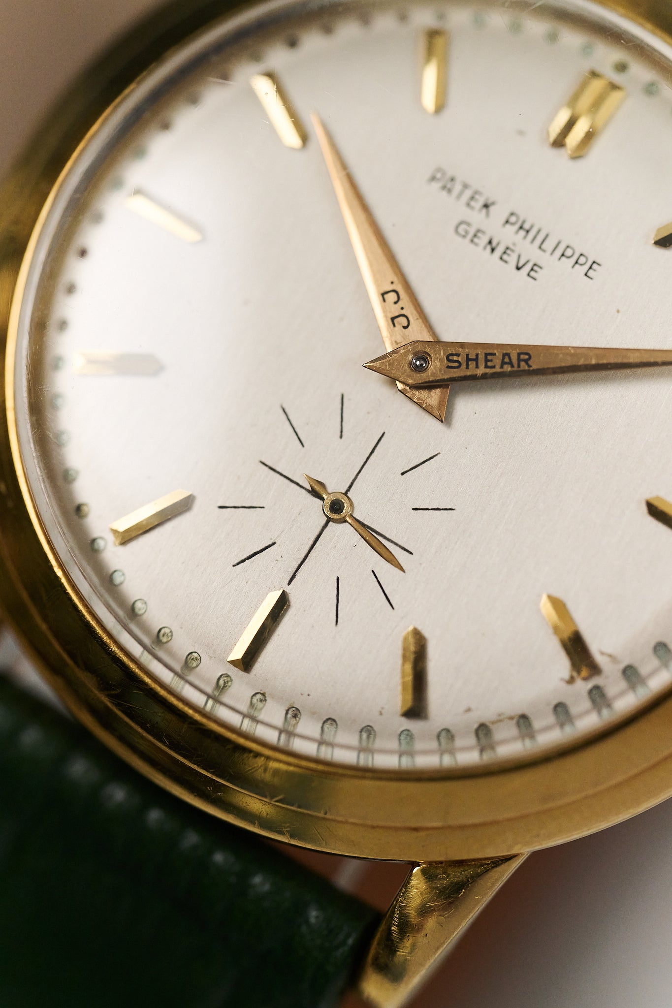 PATEK PHILIPPE CALATRAVA 2552 18K YELLOW GOLD 'DISCO VOLANTE'