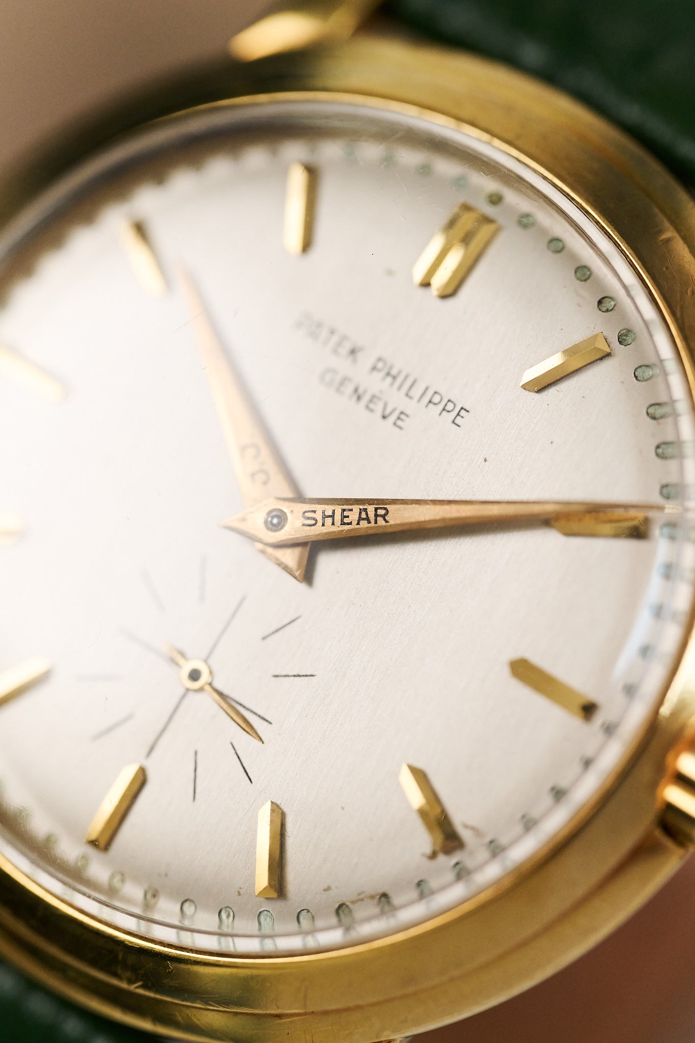 PATEK PHILIPPE CALATRAVA 2552 18K YELLOW GOLD 'DISCO VOLANTE'