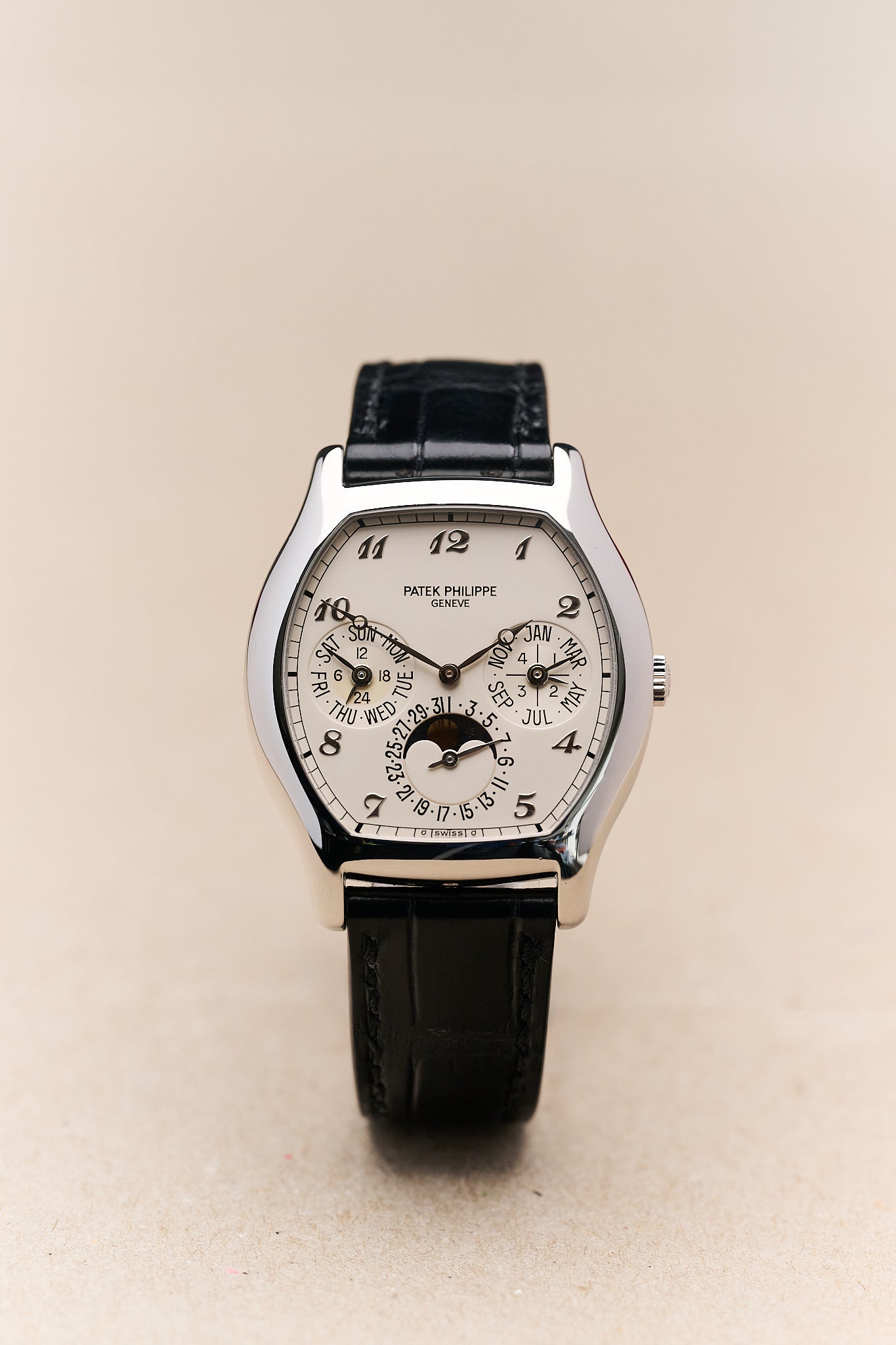 PATEK PHILIPPE PERPETUAL CALENDAR 5040P PLATINUM