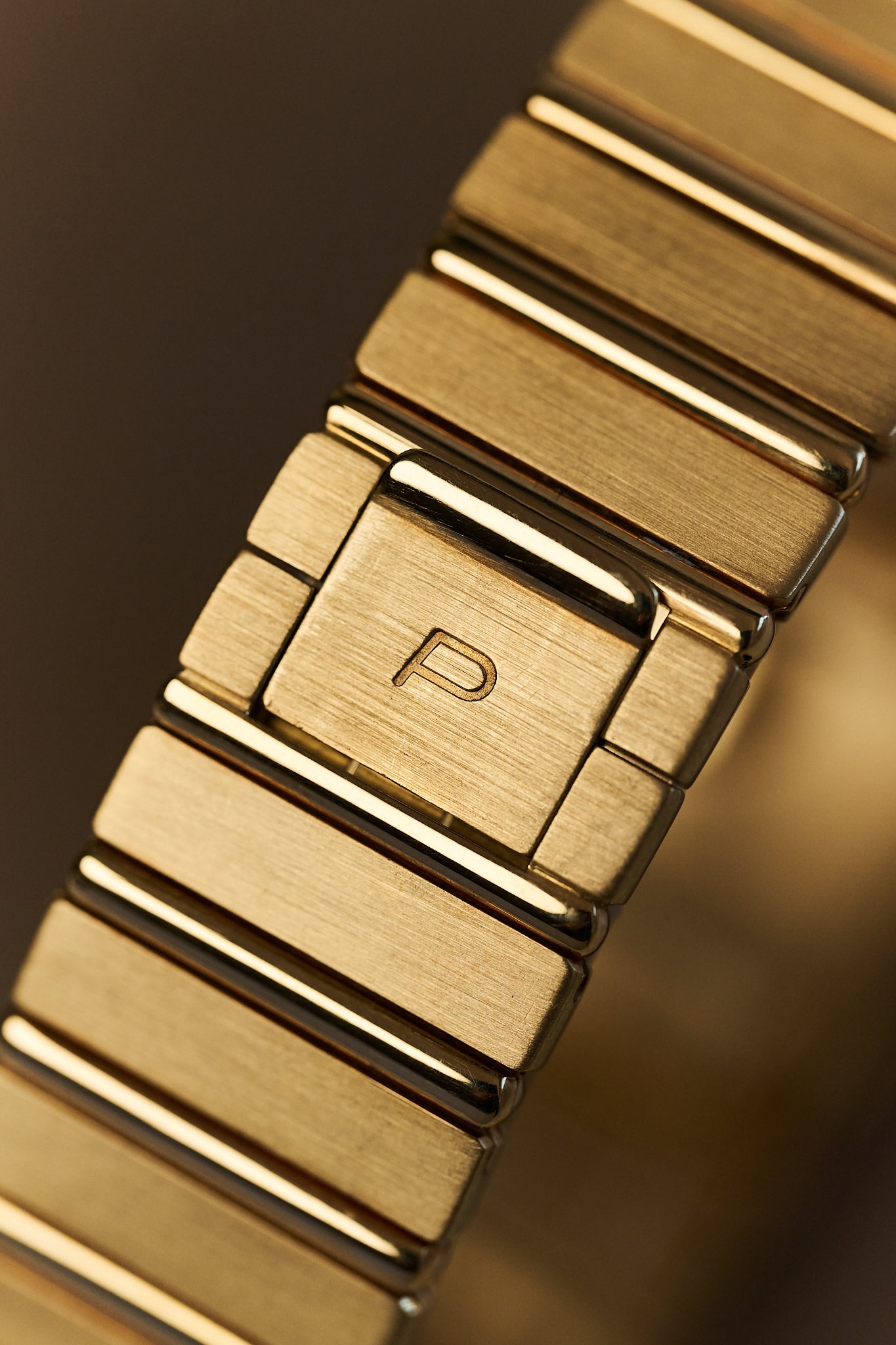 PIAGET POLO 18K YELLOW GOLD 7131 C701