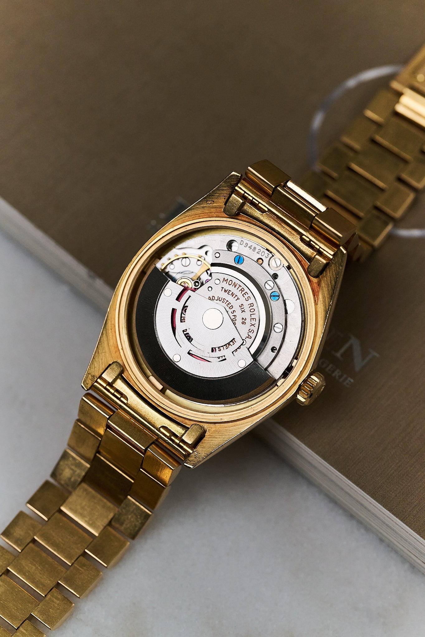 ROLEX DATEJUST 1601/8 18K YELLOW GOLD 'CHAMPAGNE DIAL'