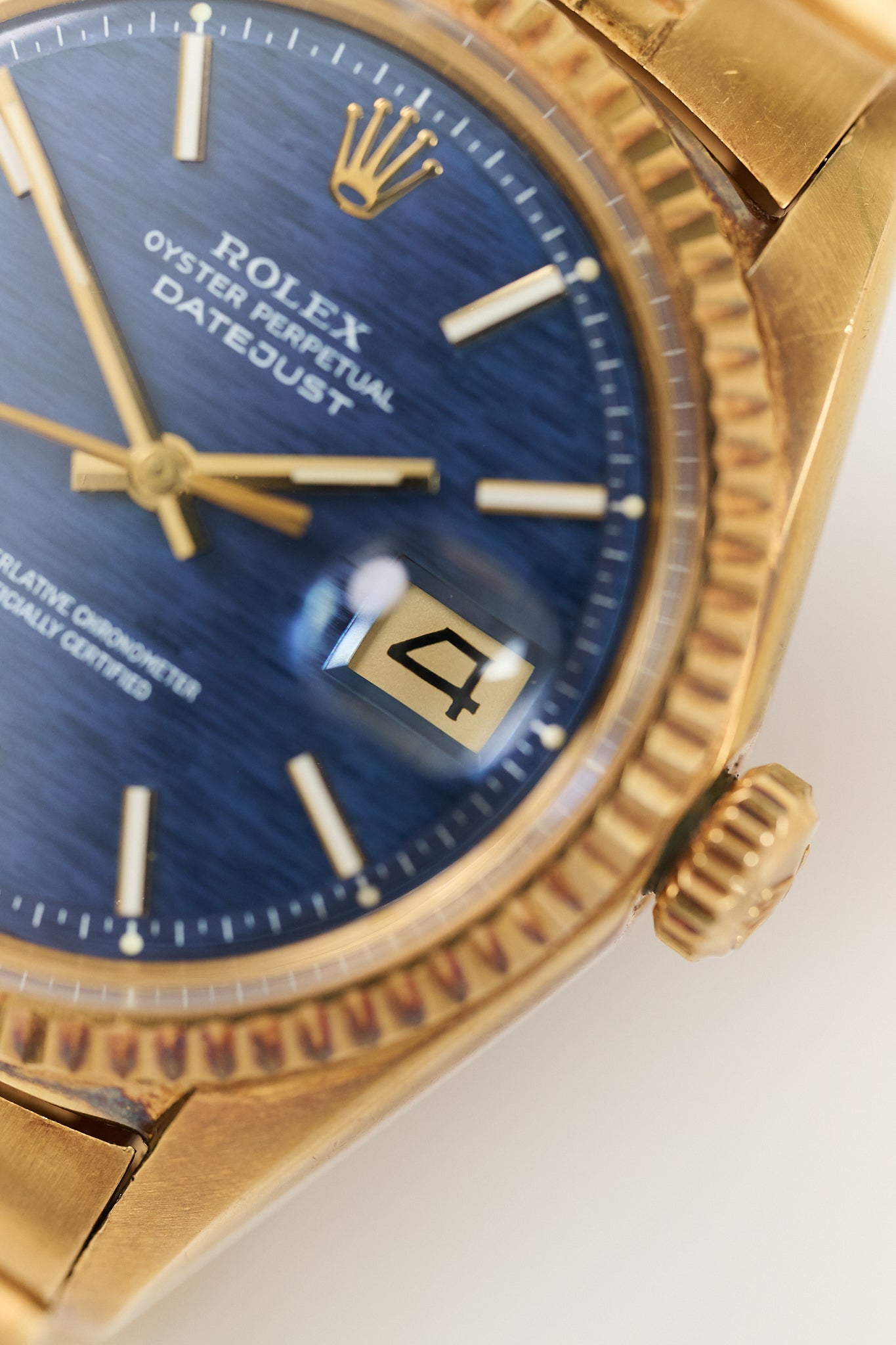 ROLEX DATEJUST 1601/8 18K YELLOW GOLD 'BLUE SHANTUNG'