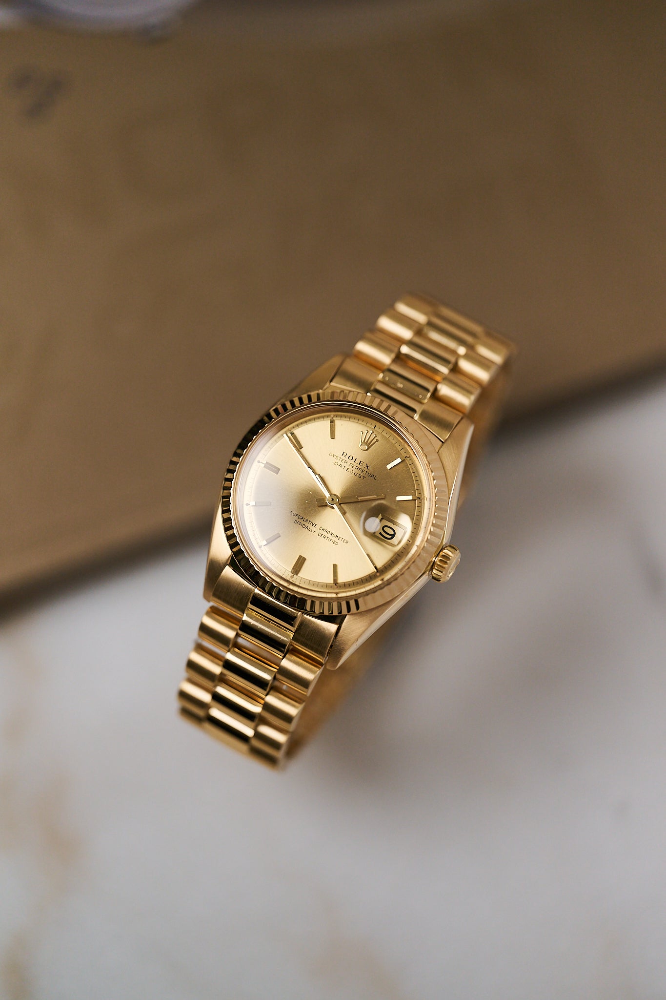 ROLEX DATEJUST 1601/8 18K YELLOW GOLD 'CHAMPAGNE DIAL'