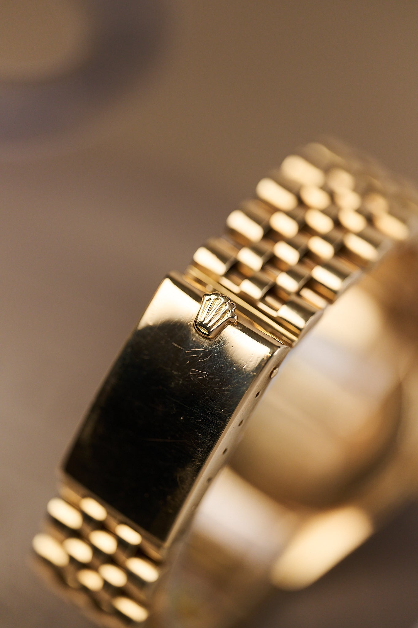 ROLEX DAY-DATE 1803 18K YELLOW GOLD 'CLAW MARKERS'