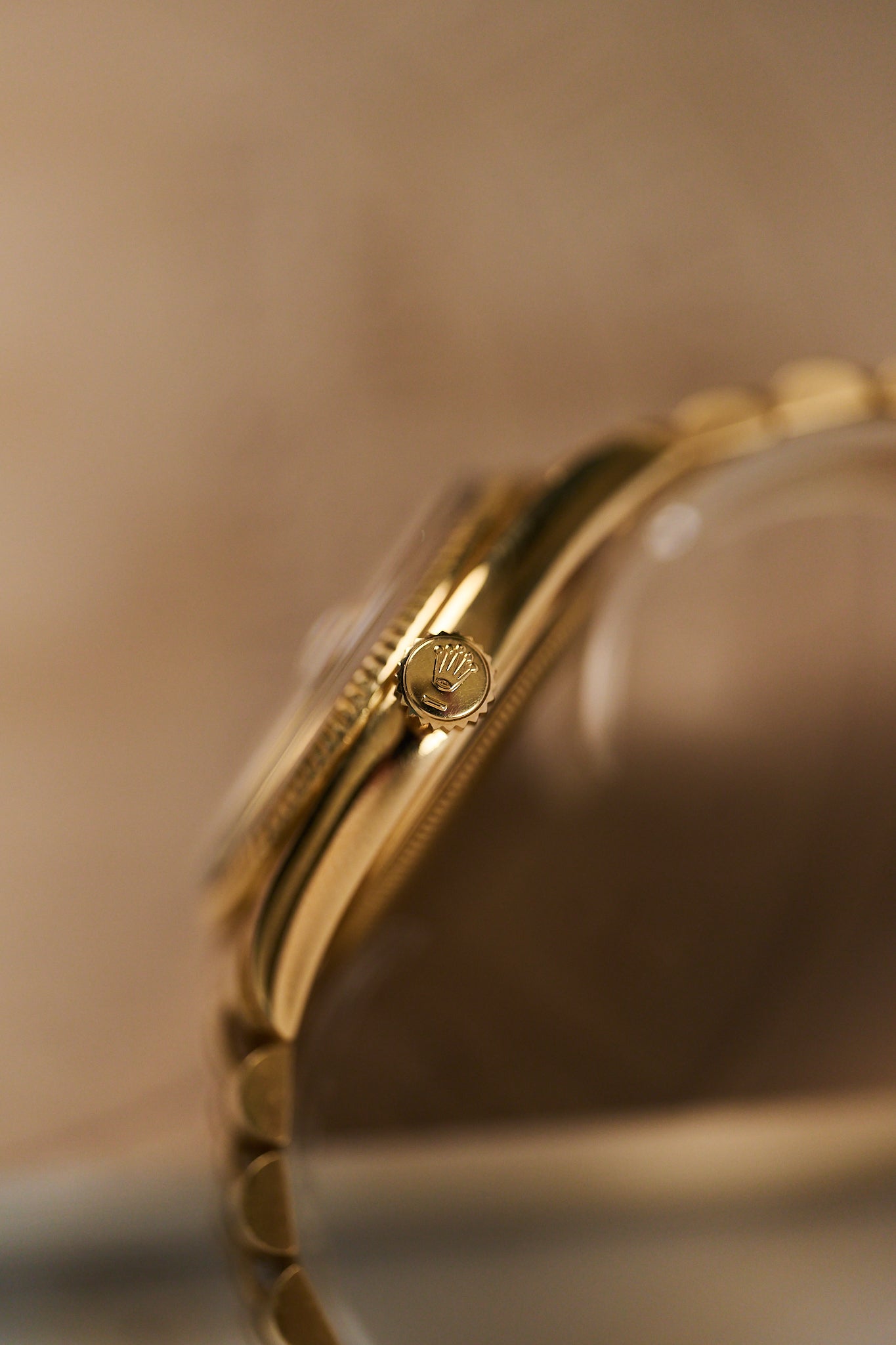 ROLEX DAY-DATE 6611 18K ROSE GOLD 'RED DEPTH' OVETTONE