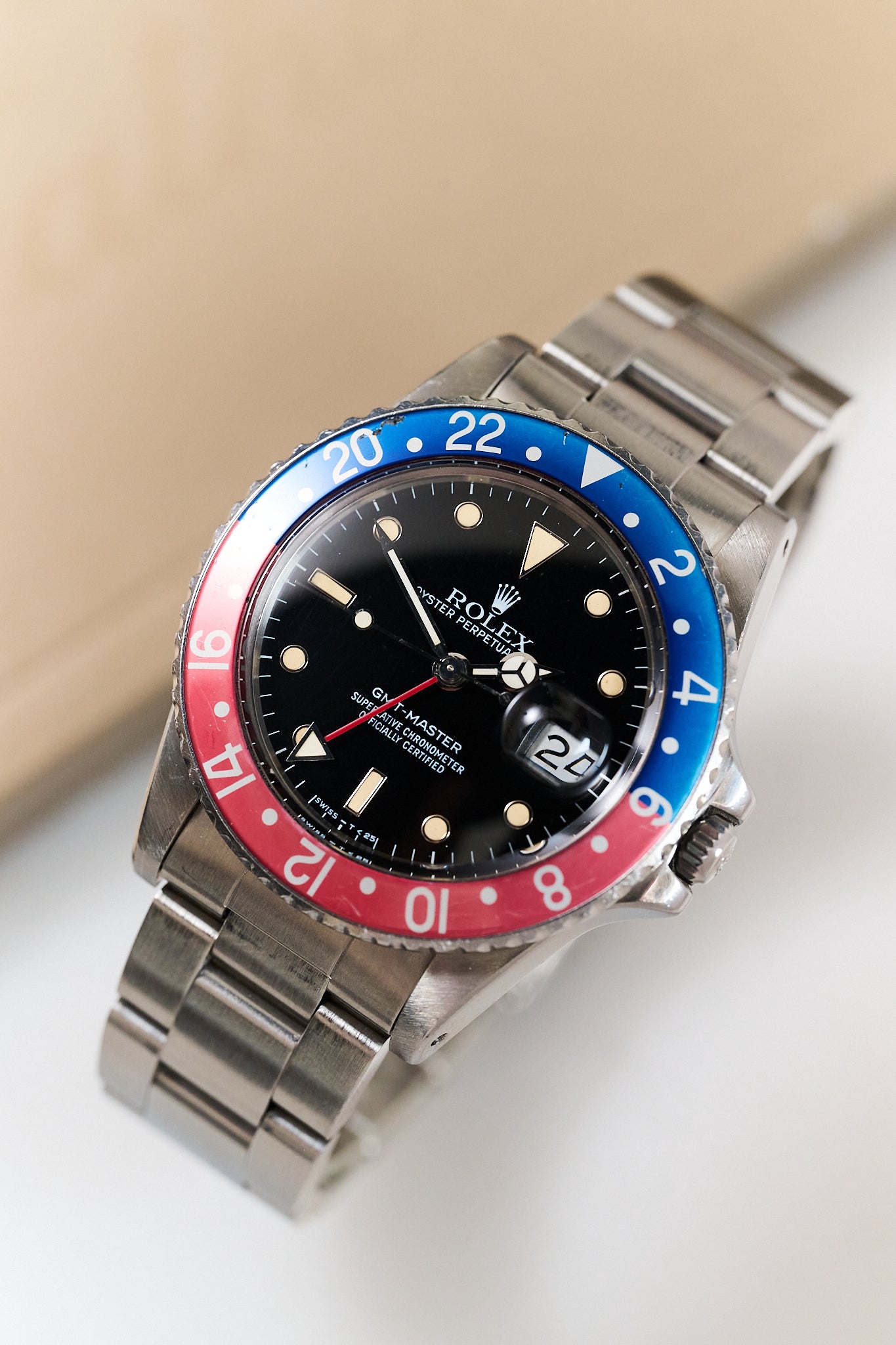ROLEX GMT-MASTER 16750 'GLOSS DIAL’